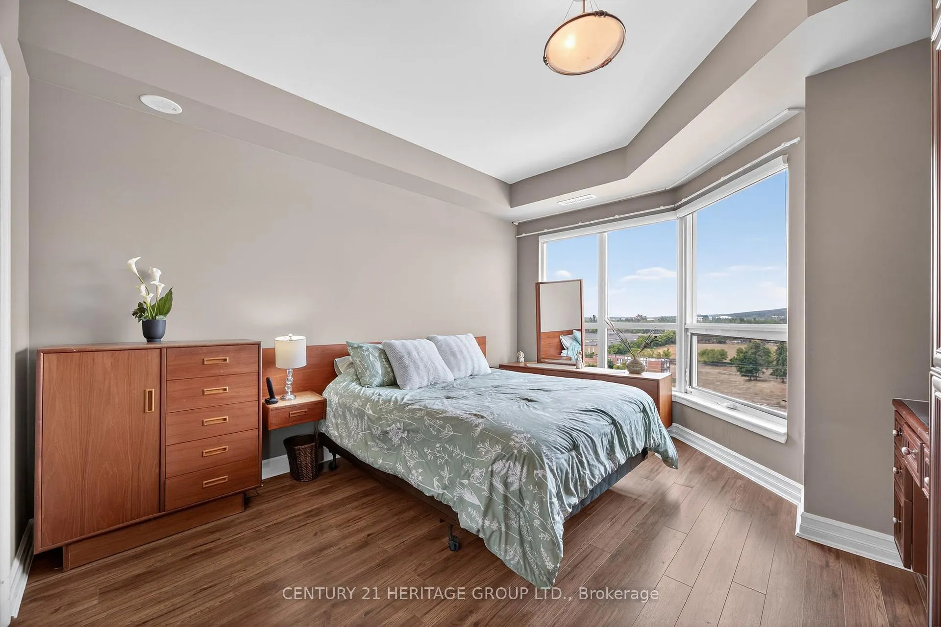 Photo 27 of Unit 1008, 6 Toronto Street, Barrie, Lakeshore — HOMEH