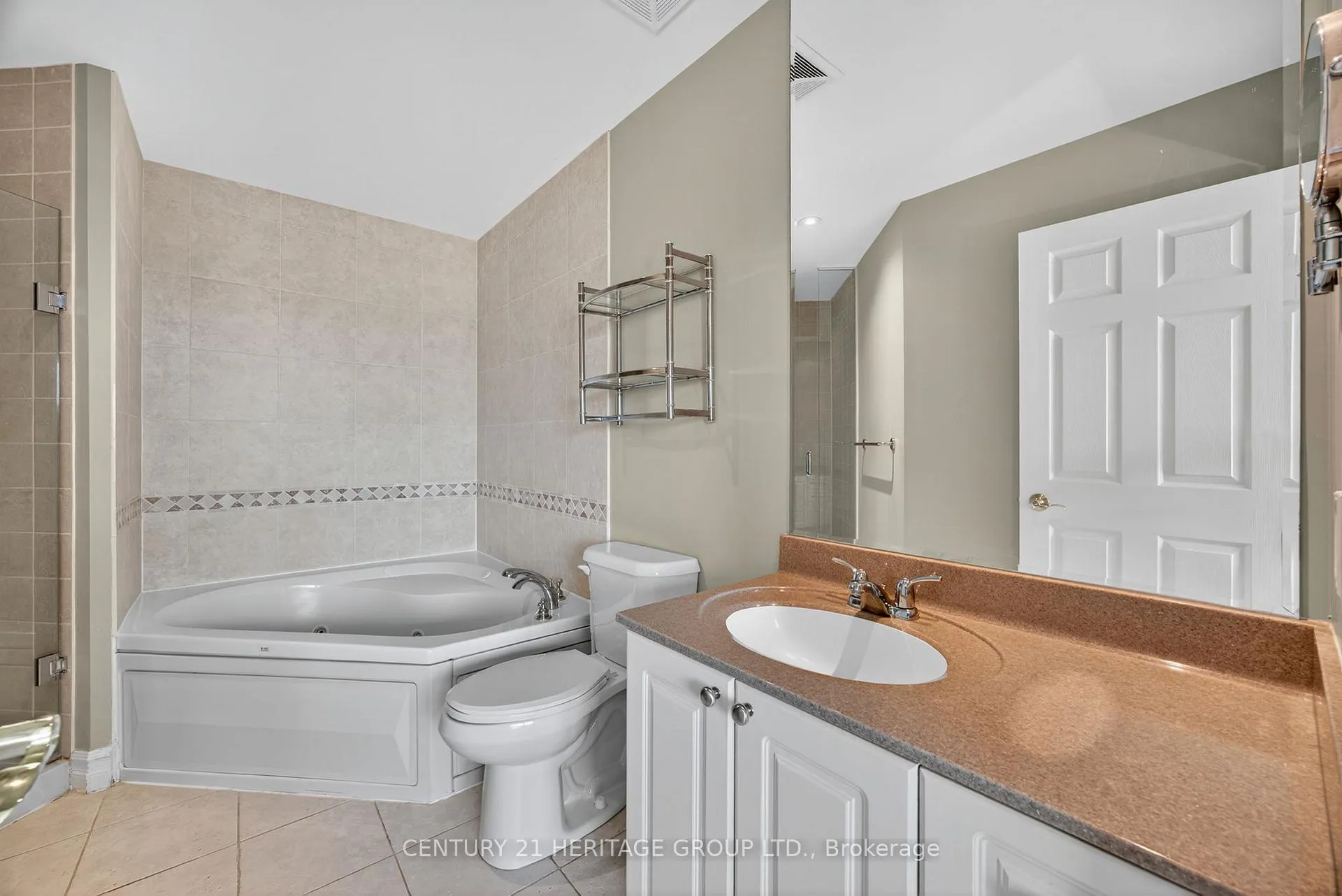 Photo 29 of Unit 1008, 6 Toronto Street, Barrie, Lakeshore — HOMEH