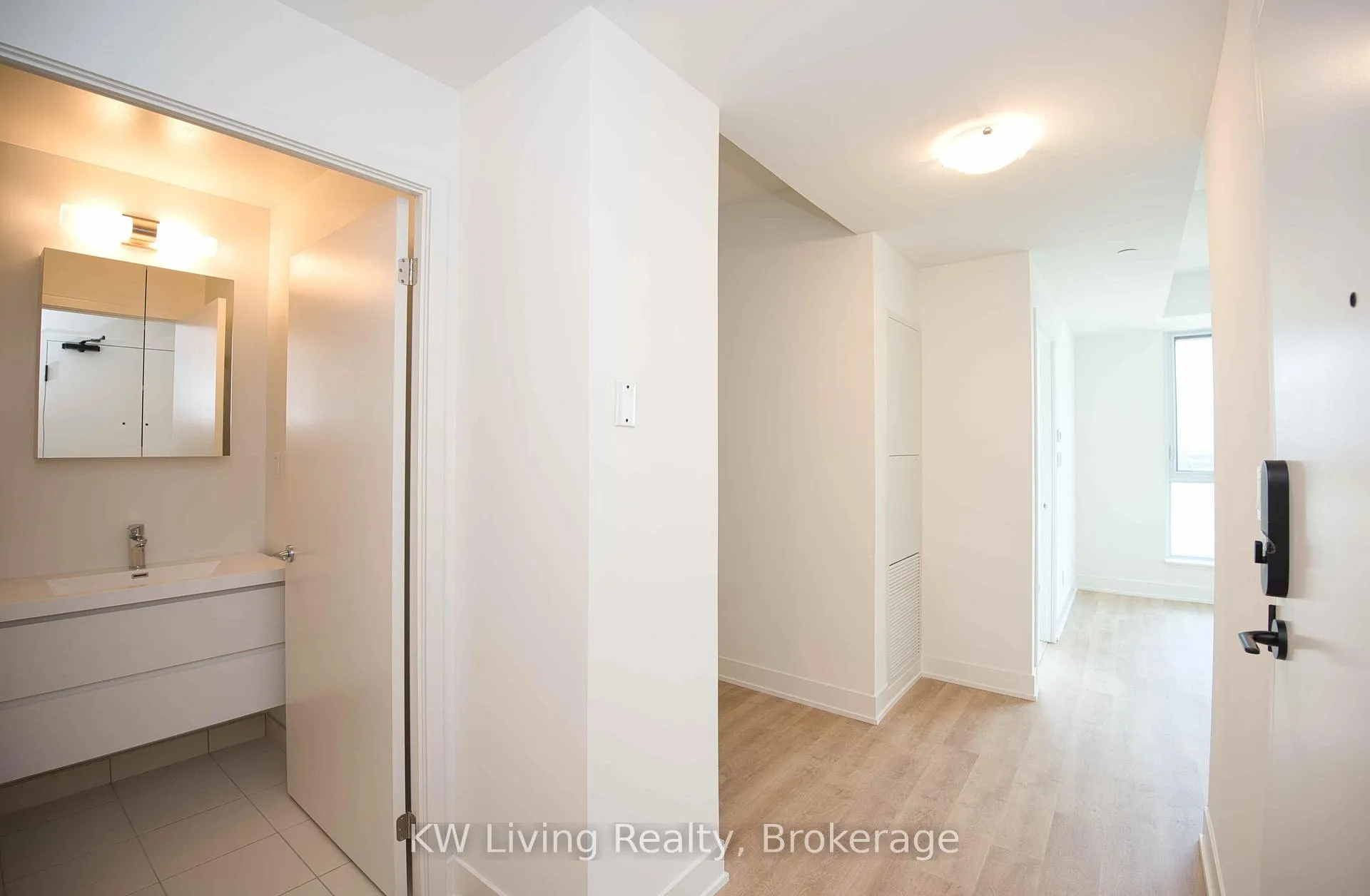 Photo 6 of Unit 2417, 56 Andre de Grasse Street, Markham, Unionville — HOMEH
