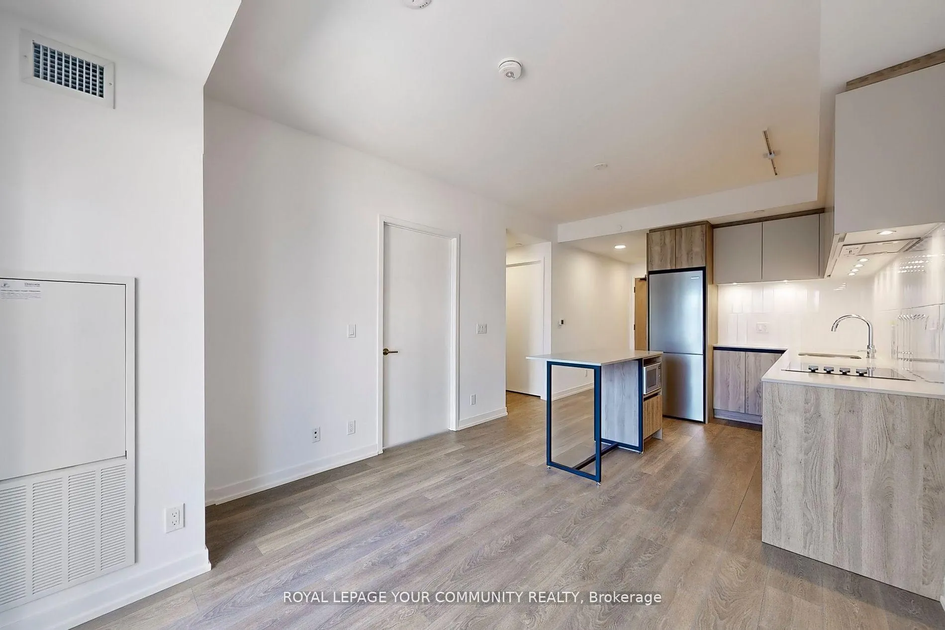 Photo 6 of Unit 618, 8 Beverley Glen Boulevard, Vaughan, Beverley Glen — HOMEH