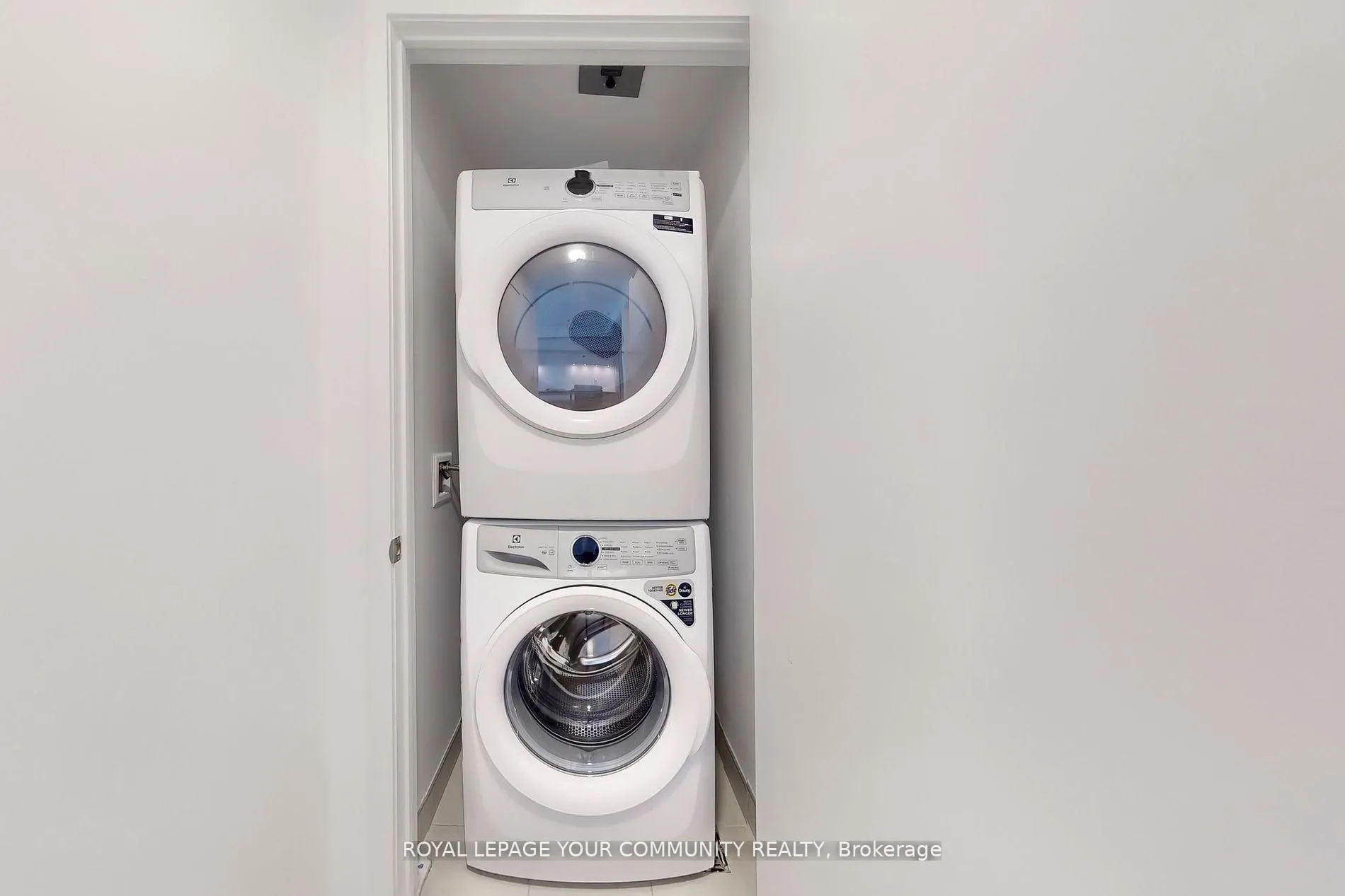Photo 18 of Unit 618, 8 Beverley Glen Boulevard, Vaughan, Beverley Glen — HOMEH