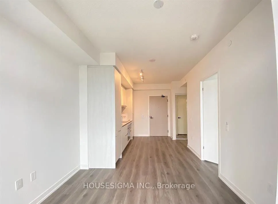 Photo 3 of Unit 5210, 225 Commerce Street, Vaughan, Vaughan Corporate Centre — HOMEH