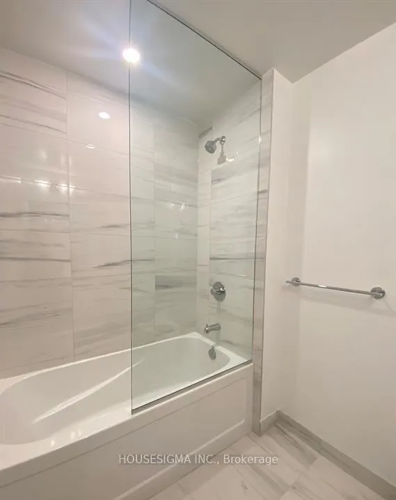 Photo 6 of Unit 5210, 225 Commerce Street, Vaughan, Vaughan Corporate Centre — HOMEH