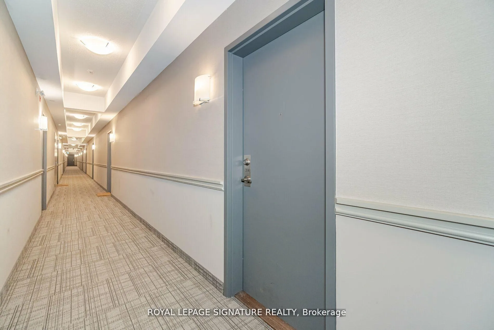 Photo 4 of Unit 314, 50 Sky Harbour Drive, Brampton, Bram West — HOMEH