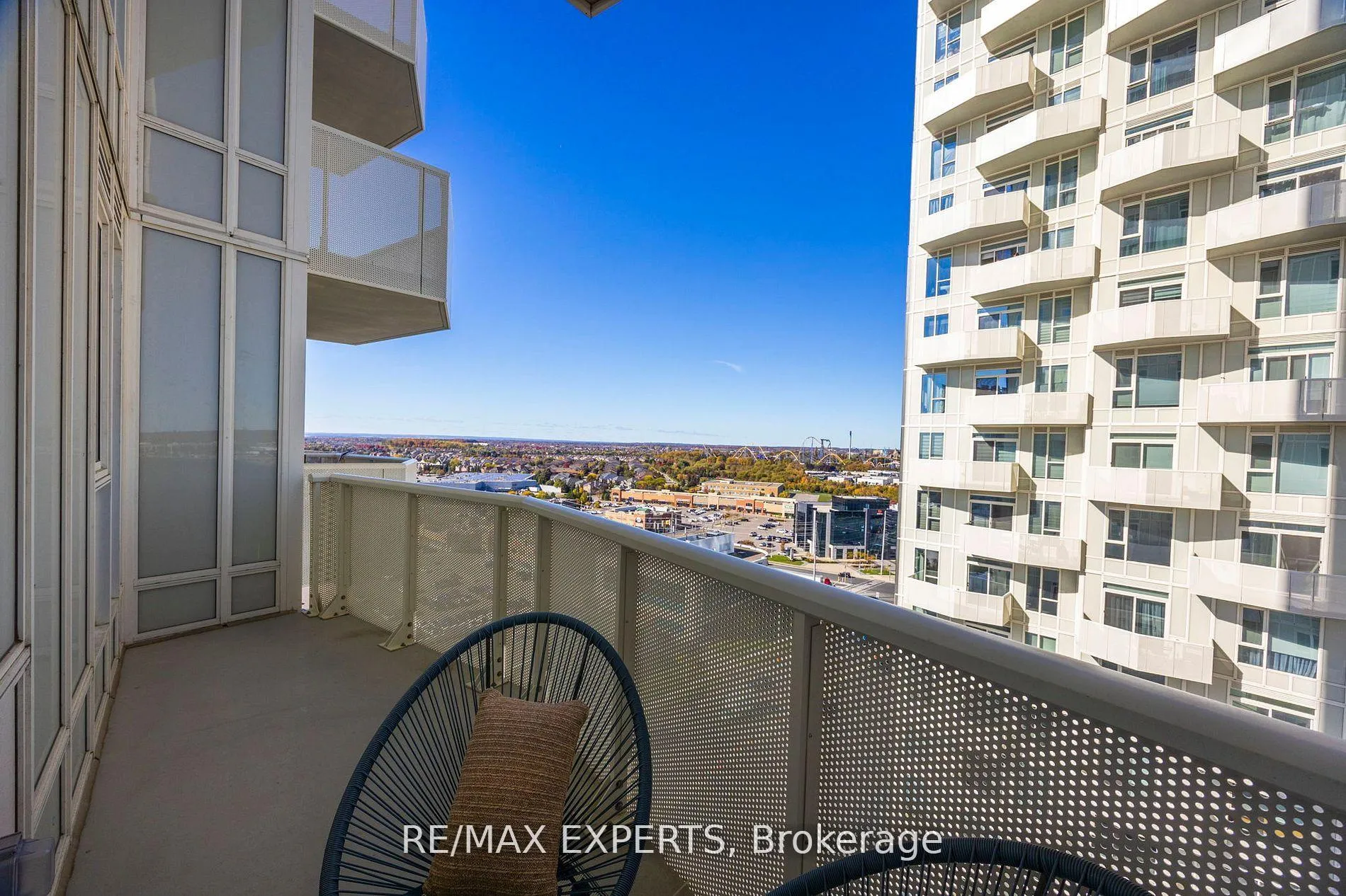 Photo 16 of Unit 1414, 10 Abeja Street, Vaughan, Concord — HOMEH