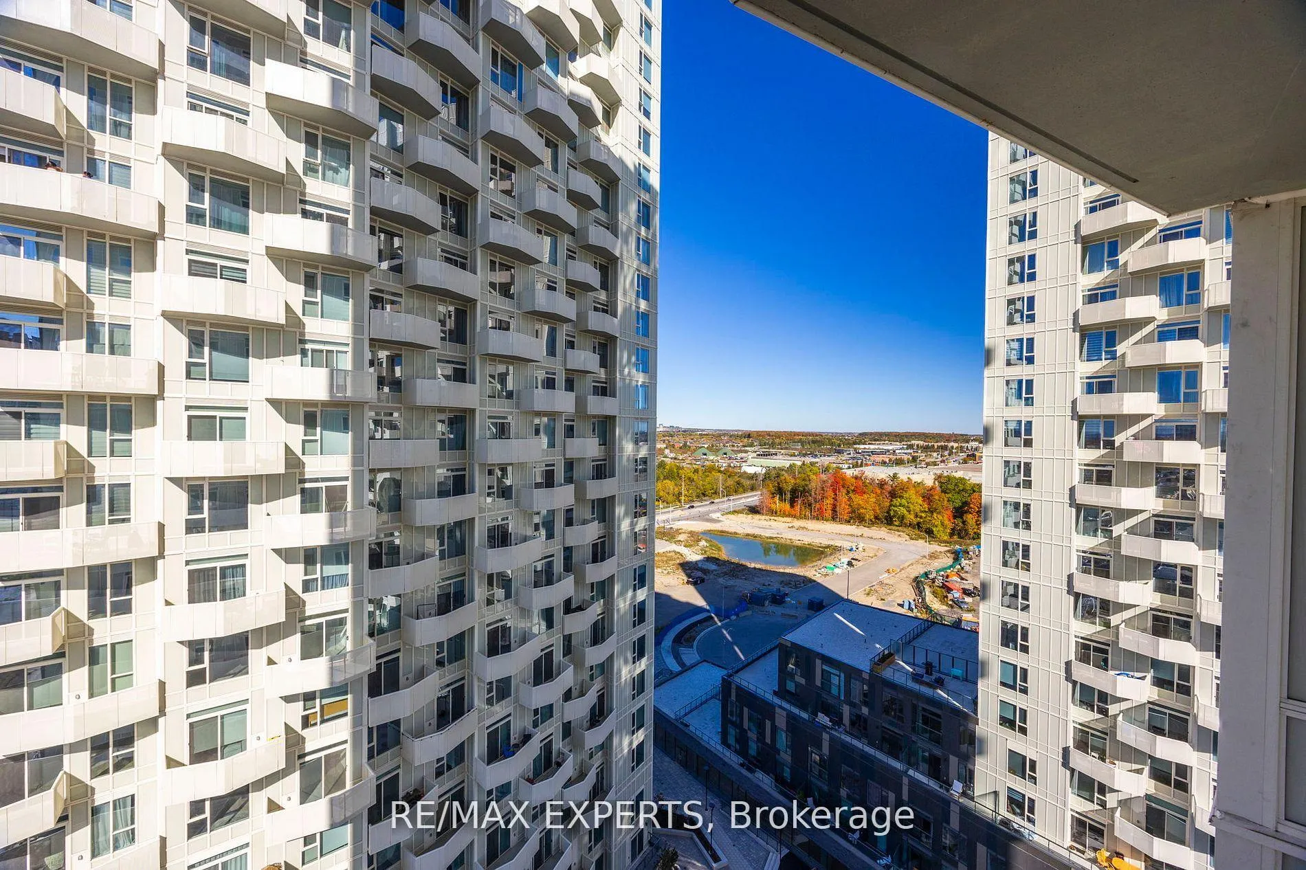 Photo 18 of Unit 1414, 10 Abeja Street, Vaughan, Concord — HOMEH