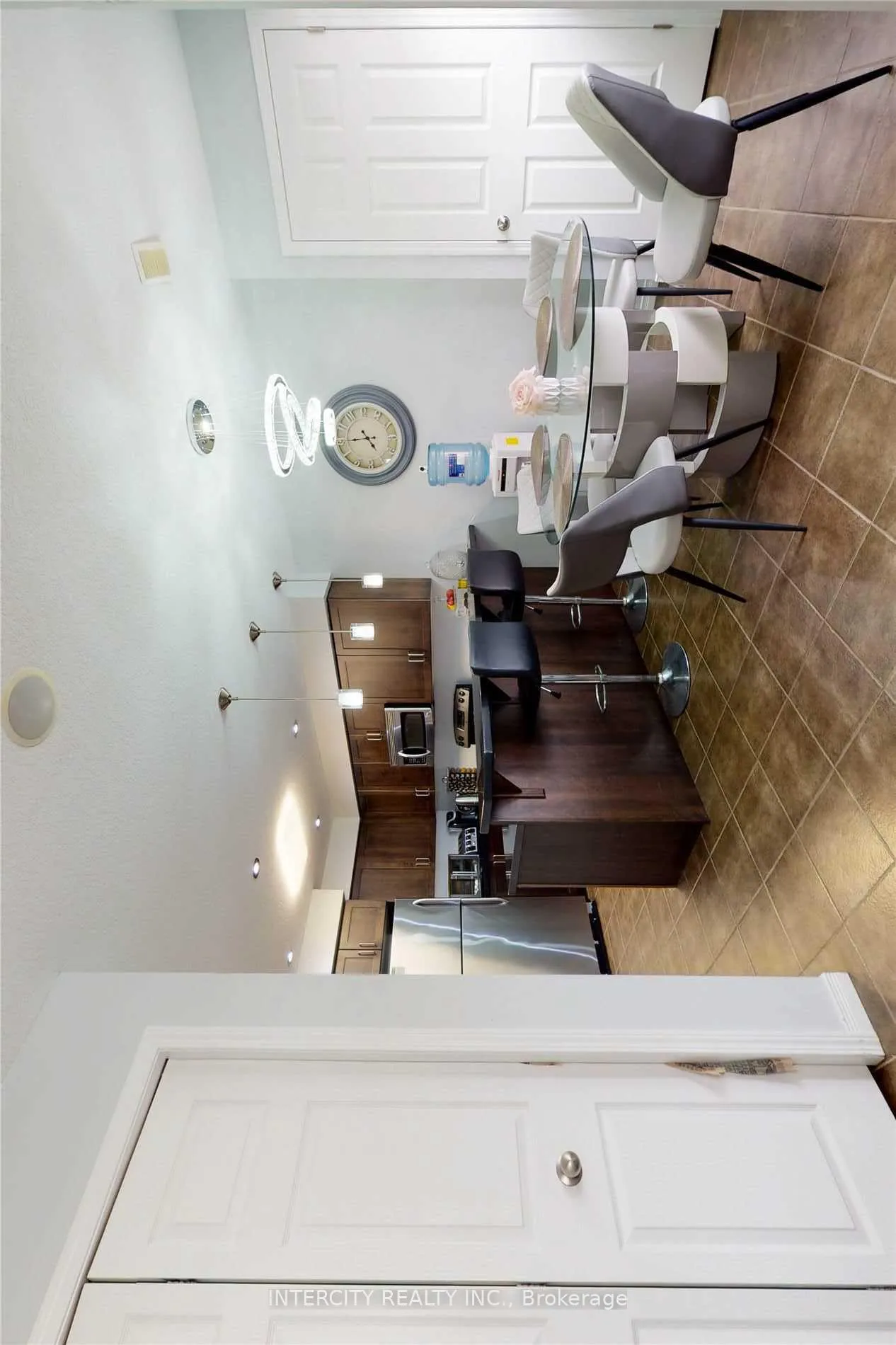 Photo 6 of Unit 1A, 50 Howe Drive, Kitchener, Laurentian Hills — HOMEH