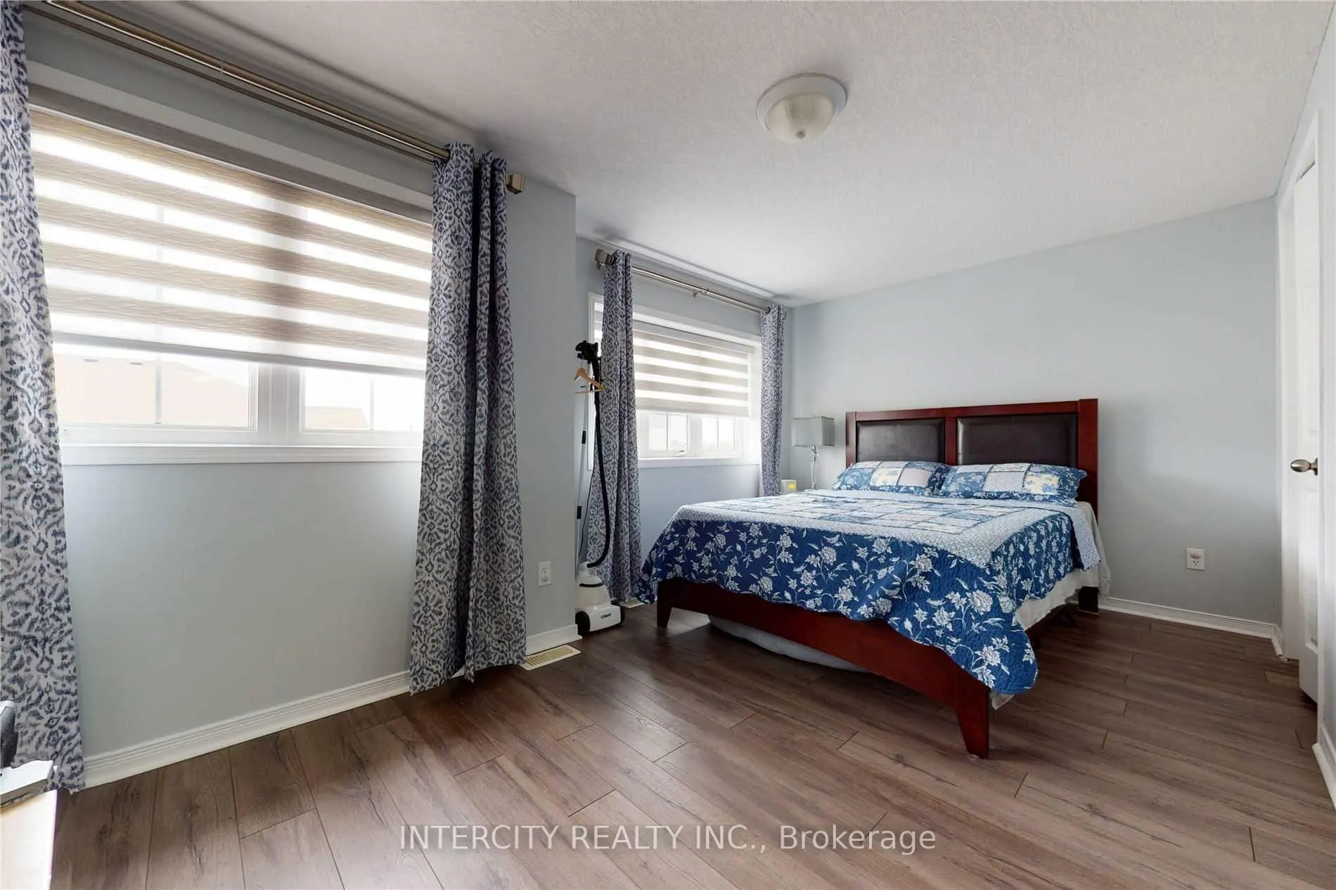 Photo 11 of Unit 1A, 50 Howe Drive, Kitchener, Laurentian Hills — HOMEH