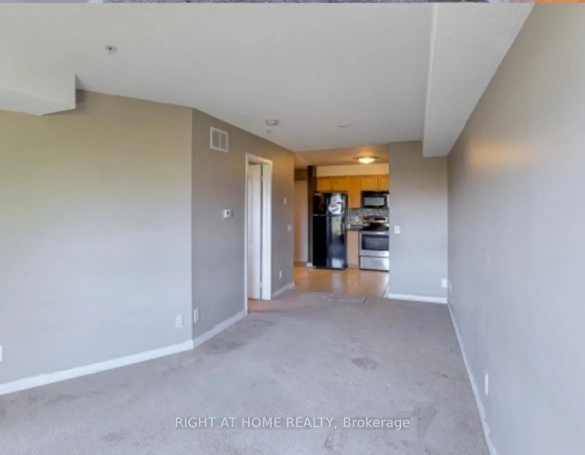 Photo 7 of Unit 1209, 8 Dayspring Circle, Brampton, Goreway Drive Corridor — HOMEH