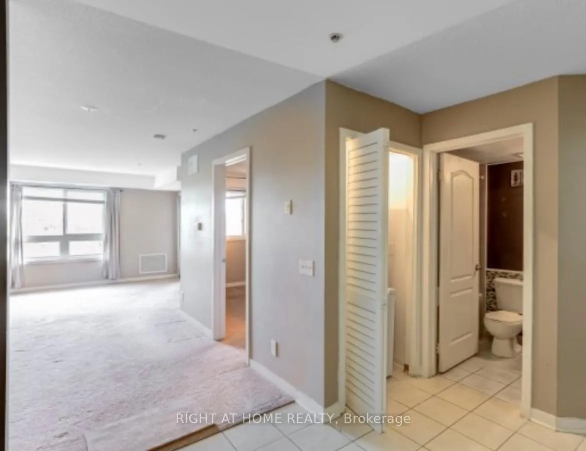 Photo 11 of Unit 1209, 8 Dayspring Circle, Brampton, Goreway Drive Corridor — HOMEH