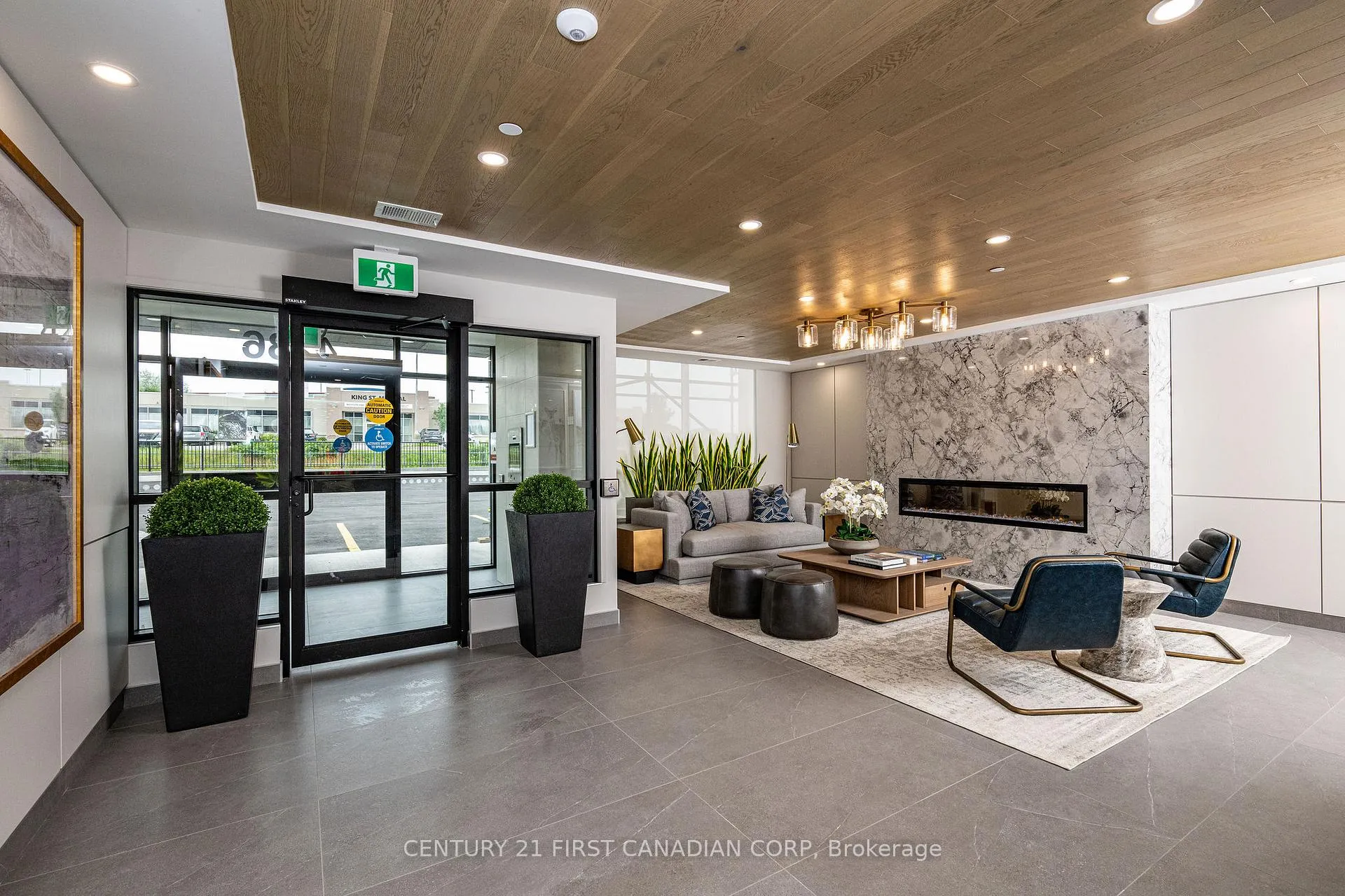 Photo 8 of Unit 701, 4286 King Street, Kitchener — HOMEH