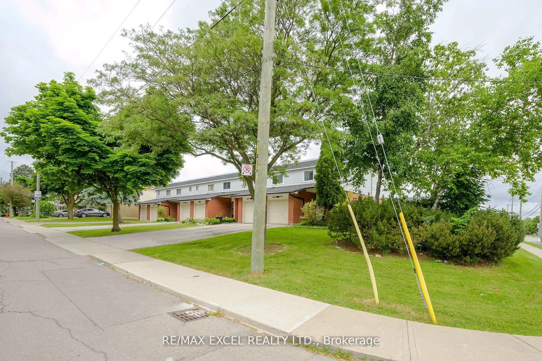 Photo 2 of Unit 1, 55 Bryna Avenue, Hamilton, Greeningdon — HOMEH