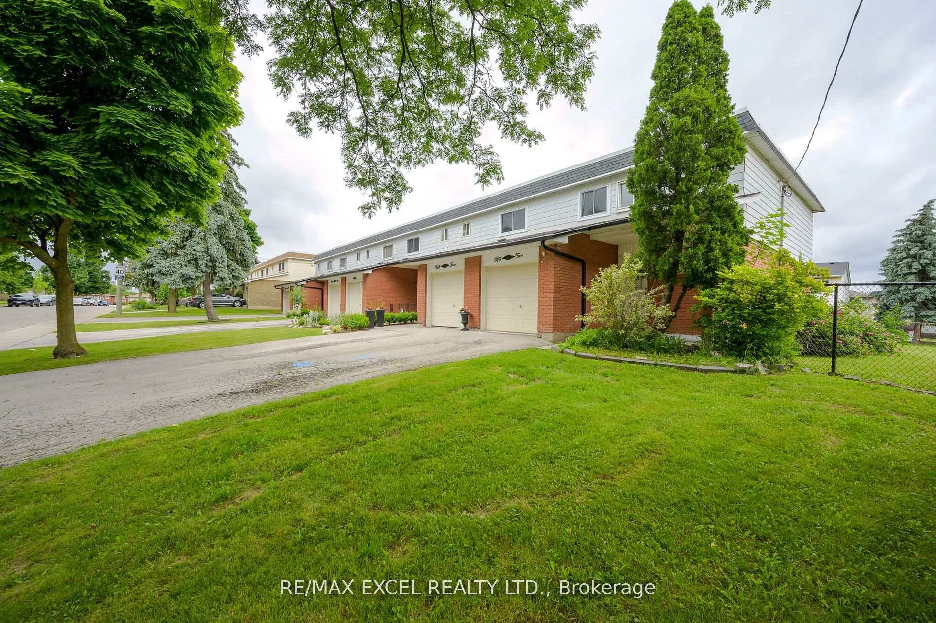 Photo 3 of Unit 1, 55 Bryna Avenue, Hamilton, Greeningdon — HOMEH