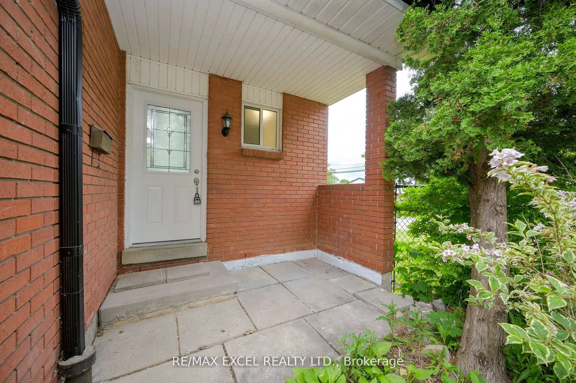 Photo 5 of Unit 1, 55 Bryna Avenue, Hamilton, Greeningdon — HOMEH