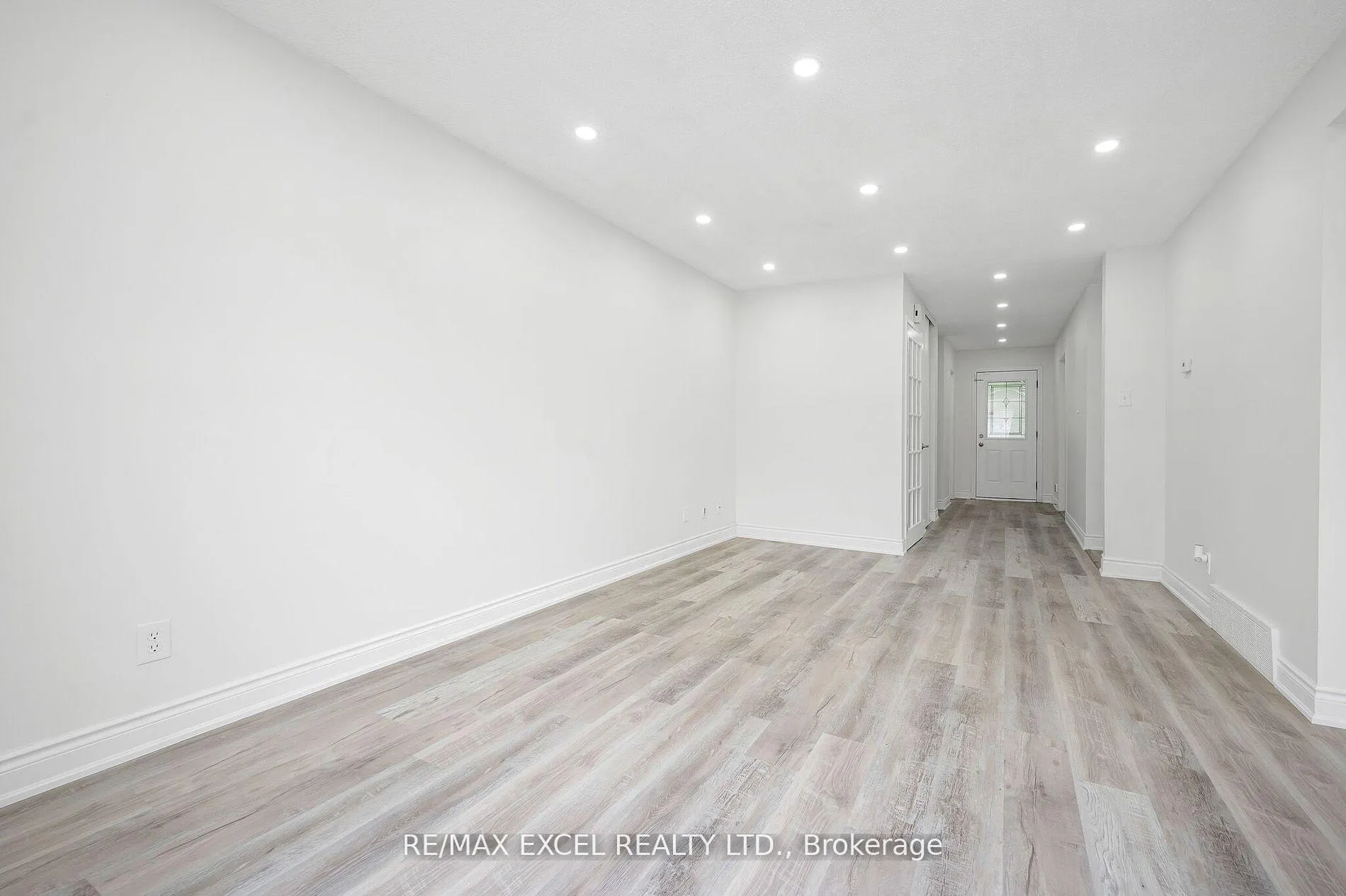 Photo 12 of Unit 1, 55 Bryna Avenue, Hamilton, Greeningdon — HOMEH