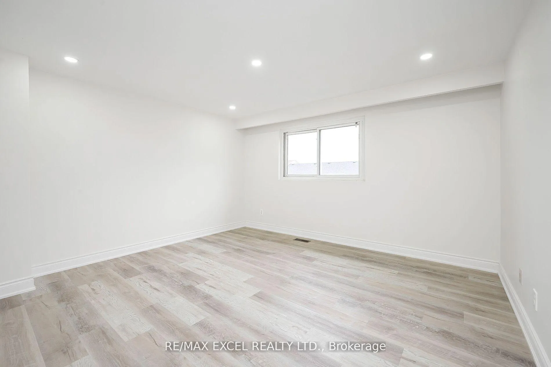 Photo 19 of Unit 1, 55 Bryna Avenue, Hamilton, Greeningdon — HOMEH
