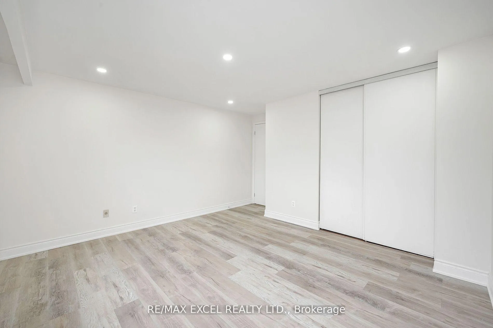 Photo 20 of Unit 1, 55 Bryna Avenue, Hamilton, Greeningdon — HOMEH