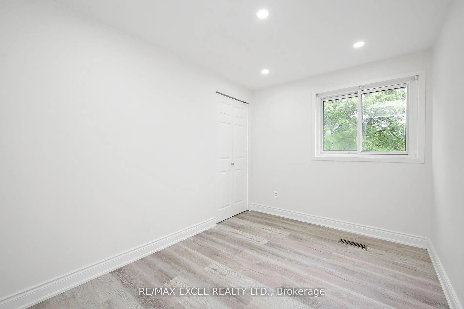 Photo 21 of Unit 1, 55 Bryna Avenue, Hamilton, Greeningdon — HOMEH