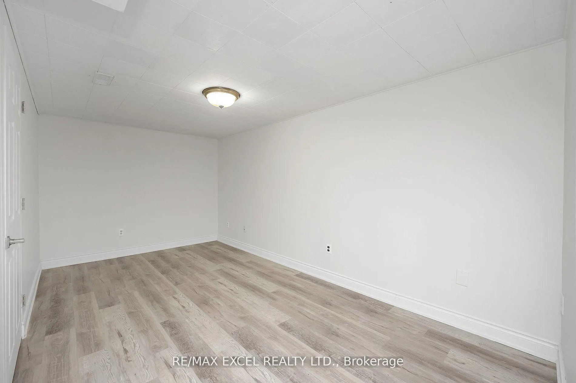 Photo 30 of Unit 1, 55 Bryna Avenue, Hamilton, Greeningdon — HOMEH