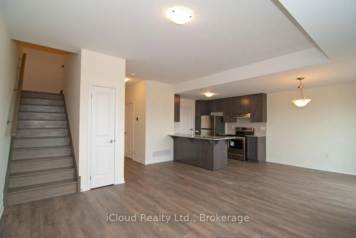 Photo 10 of Unit 15, 220 Lagerfeld Drive, Brampton, Northwest Brampton — HOMEH