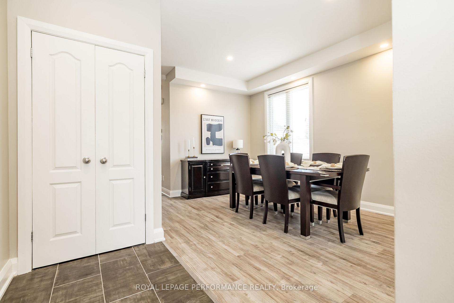 Photo 4 of 814 Feather Moss Way, Ottawa, Riverside South/Gloucester Glen — HOMEH
