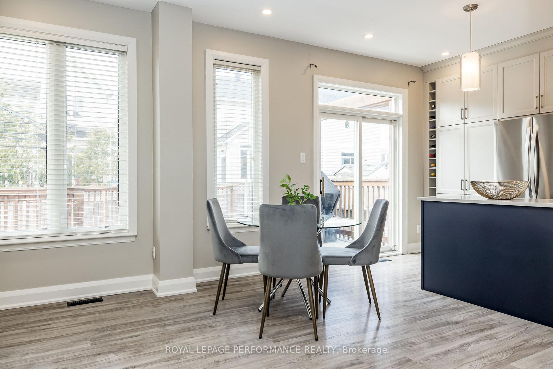 Photo 14 of 814 Feather Moss Way, Ottawa, Riverside South/Gloucester Glen — HOMEH