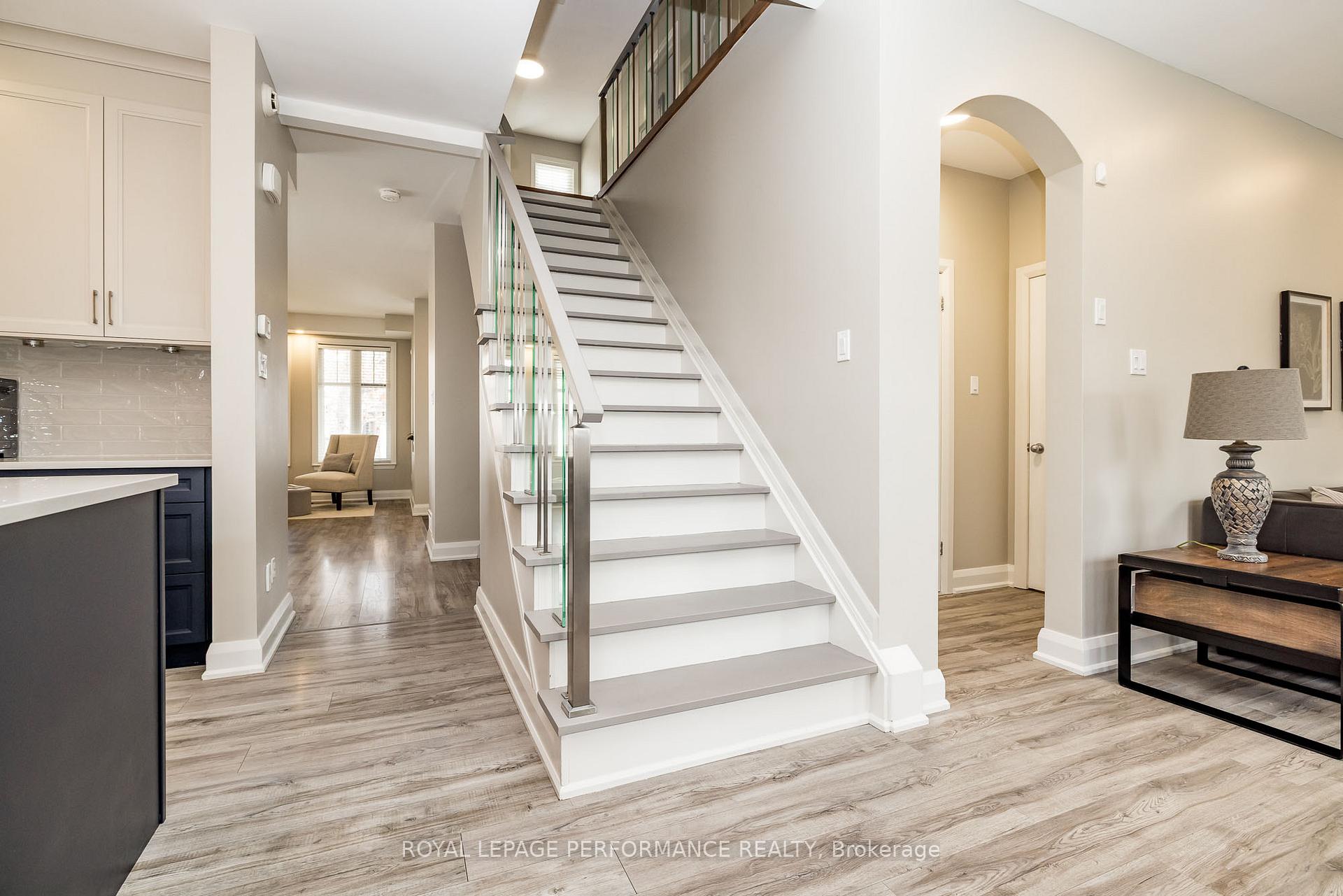 Photo 18 of 814 Feather Moss Way, Ottawa, Riverside South/Gloucester Glen — HOMEH