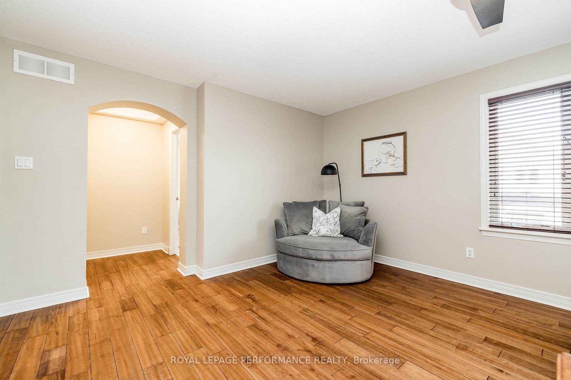 Photo 21 of 814 Feather Moss Way, Ottawa, Riverside South/Gloucester Glen — HOMEH