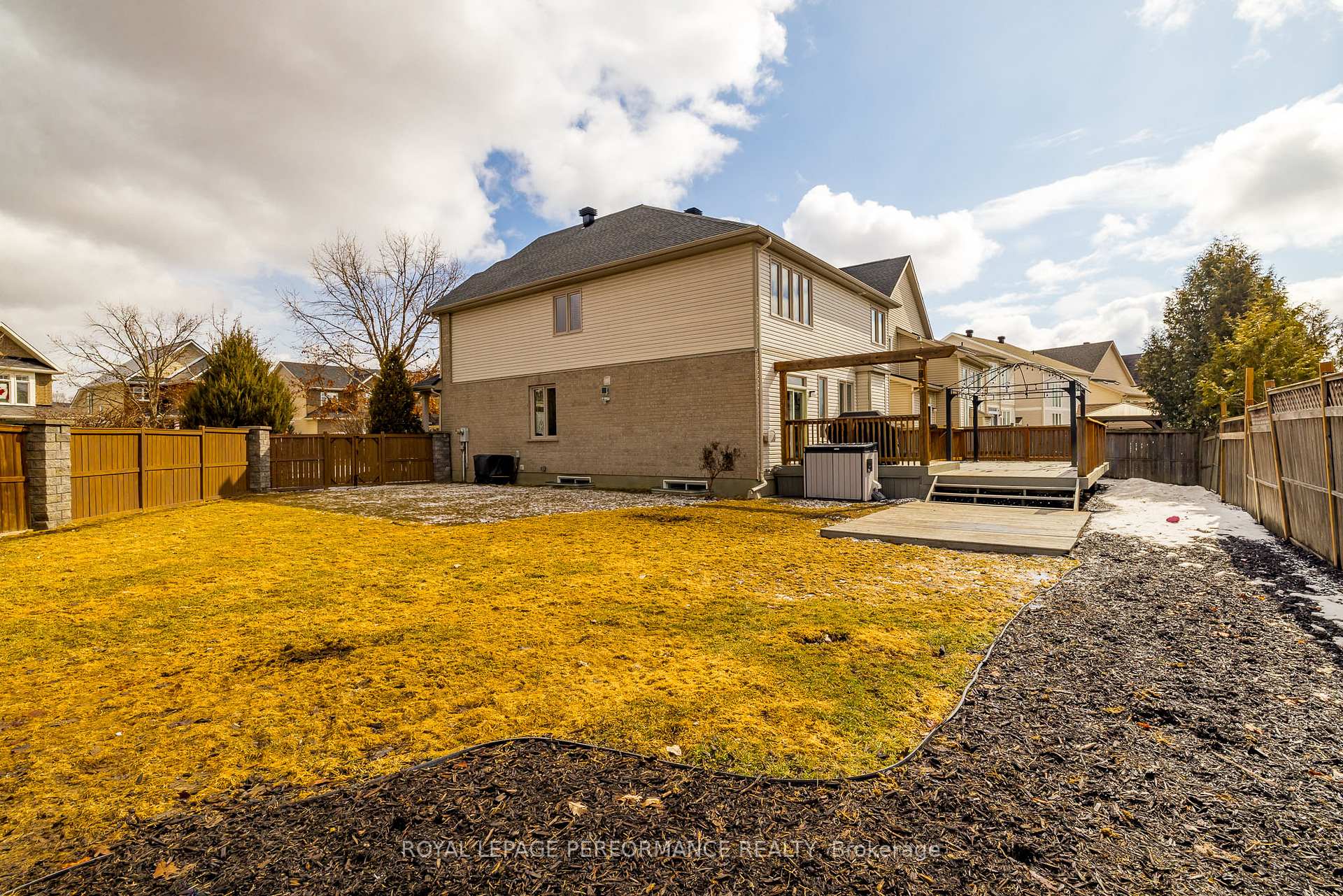 Photo 39 of 814 Feather Moss Way, Ottawa, Riverside South/Gloucester Glen — HOMEH