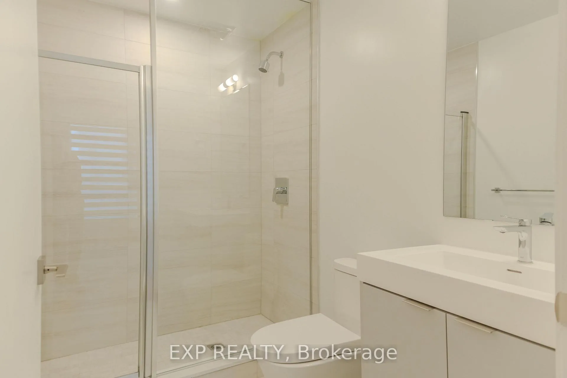Photo 19 of Unit 327, 10 Abeja Street, Vaughan, Concord — HOMEH