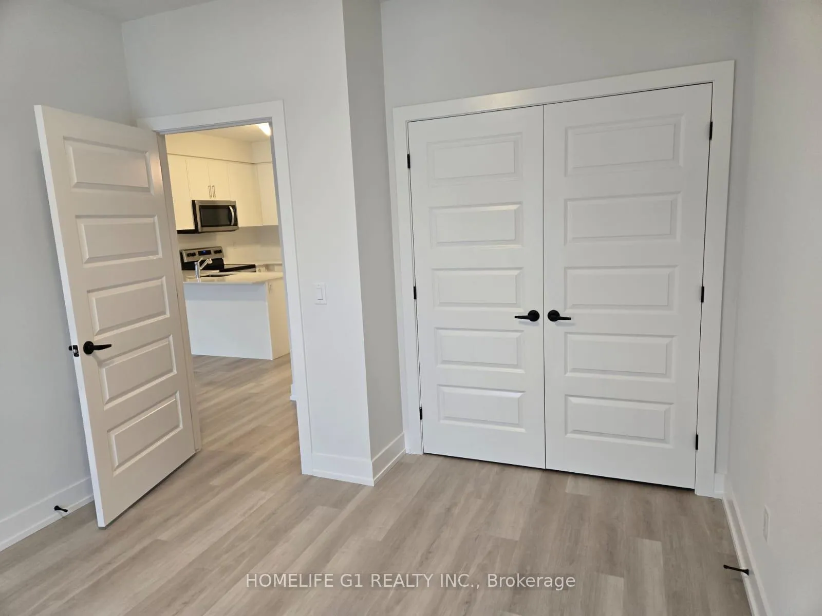 Photo 10 of Unit 408, 1100 Lackner Place, Kitchener — HOMEH