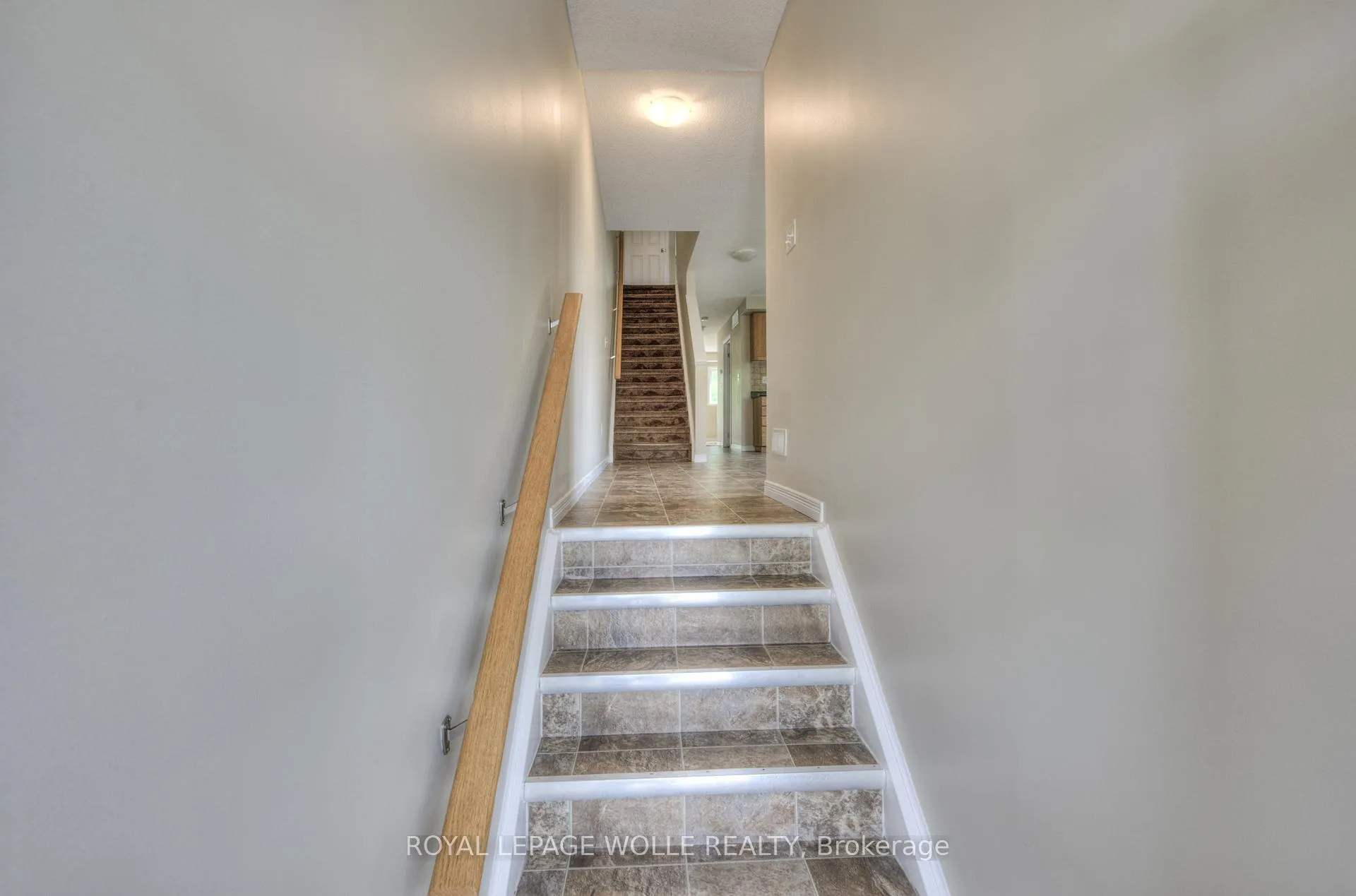 Photo 3 of Unit 8C, 931 Glasgow Street, Kitchener — HOMEH
