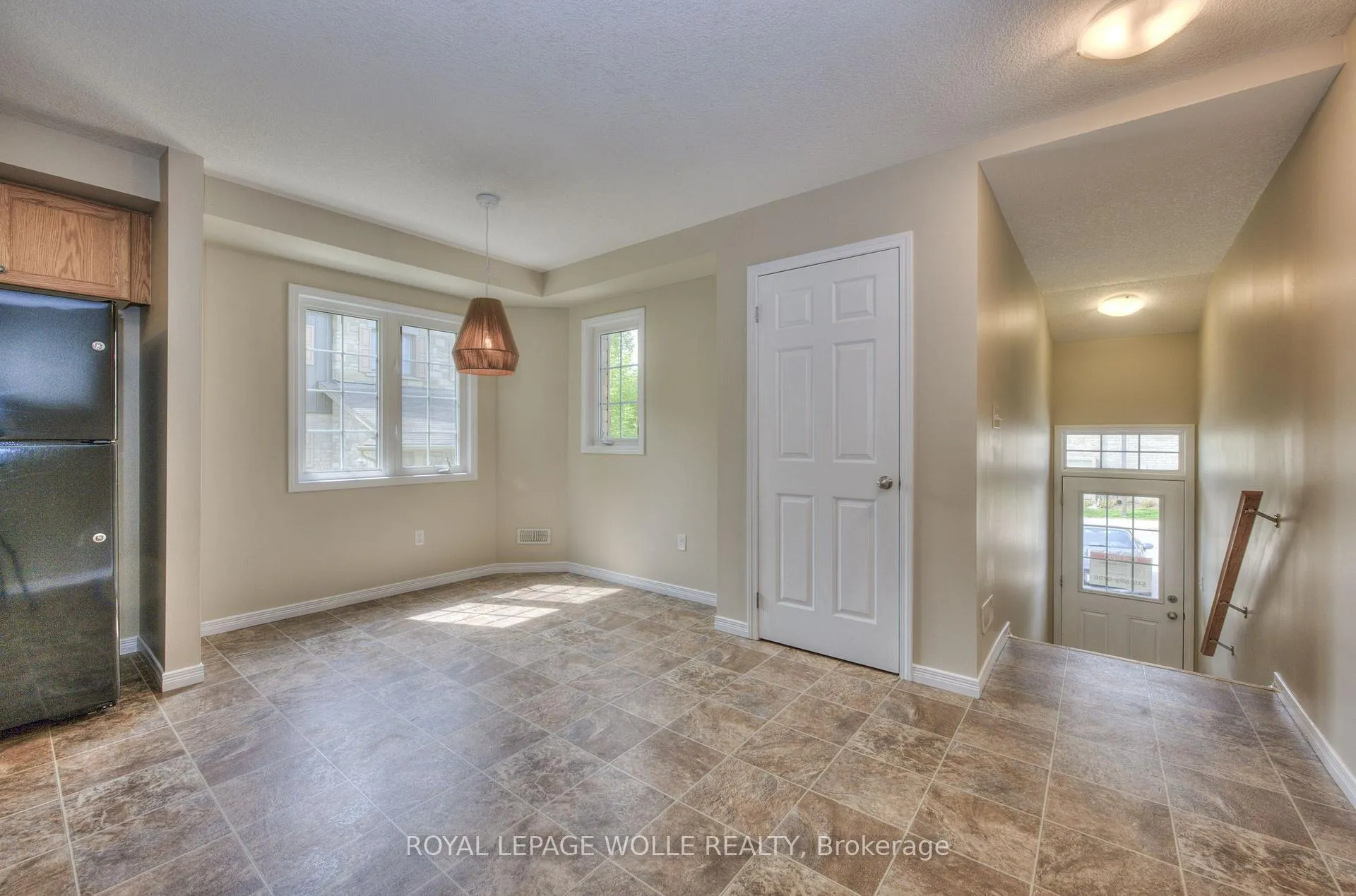 Photo 5 of Unit 8C, 931 Glasgow Street, Kitchener — HOMEH