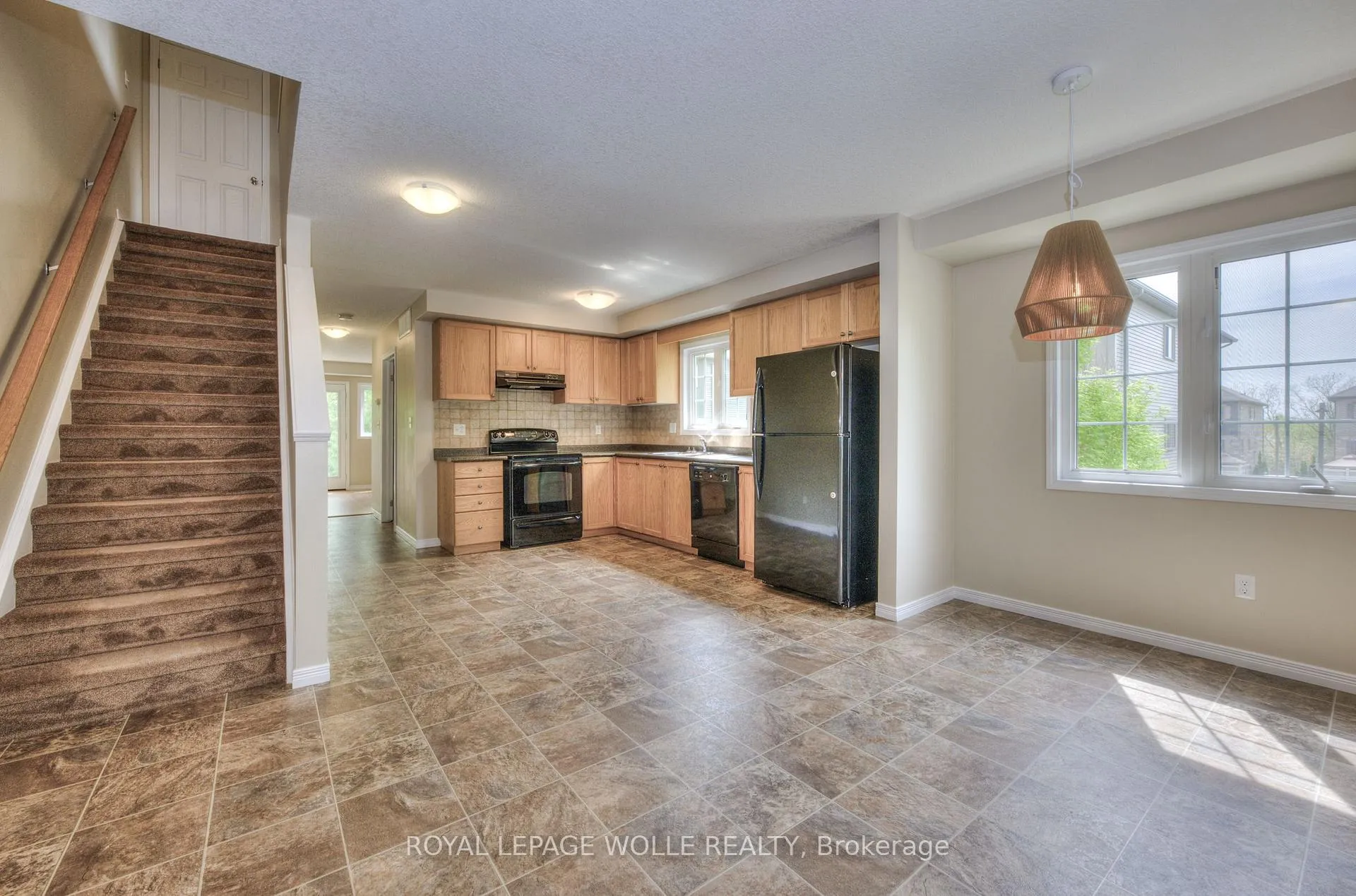 Photo 7 of Unit 8C, 931 Glasgow Street, Kitchener — HOMEH