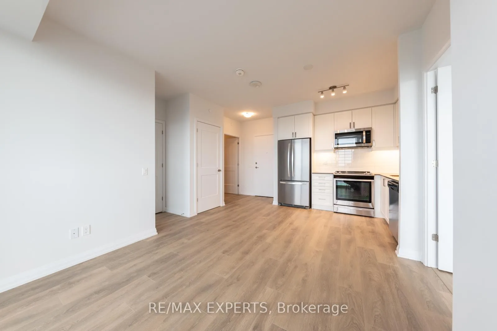 Photo 1 of Unit 2314, 7895 Jane Street, Vaughan, Concord — HOMEH