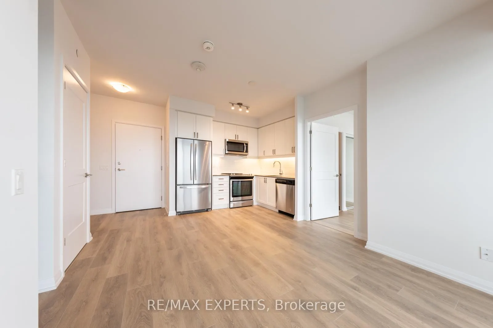 Photo 3 of Unit 2314, 7895 Jane Street, Vaughan, Concord — HOMEH