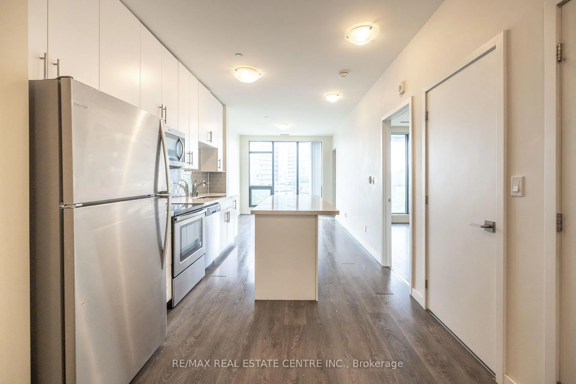 Photo 17 of Unit 412, 690 King Street W, Kitchener, KW Hospital — HOMEH