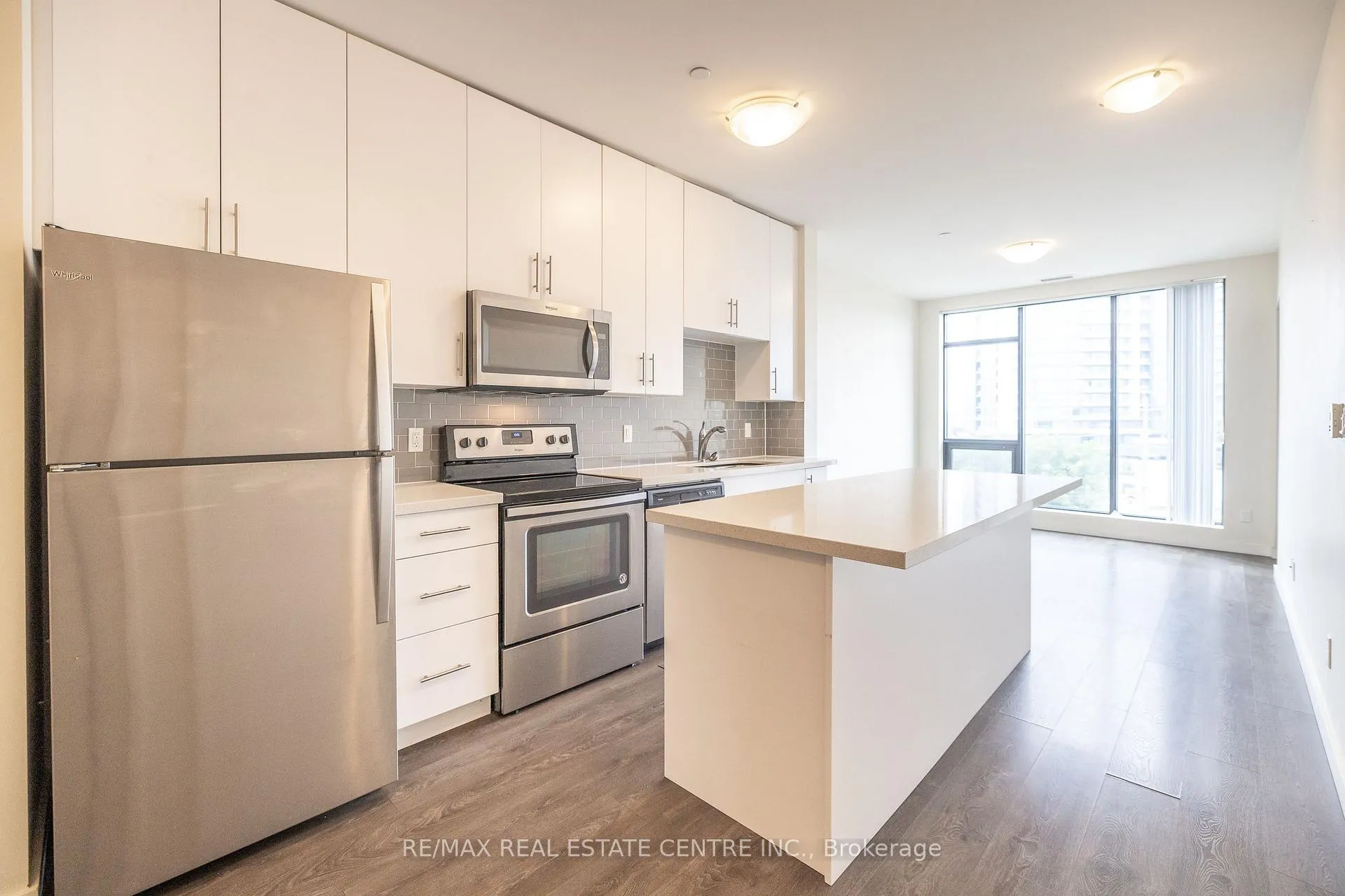 Photo 18 of Unit 412, 690 King Street W, Kitchener, KW Hospital — HOMEH