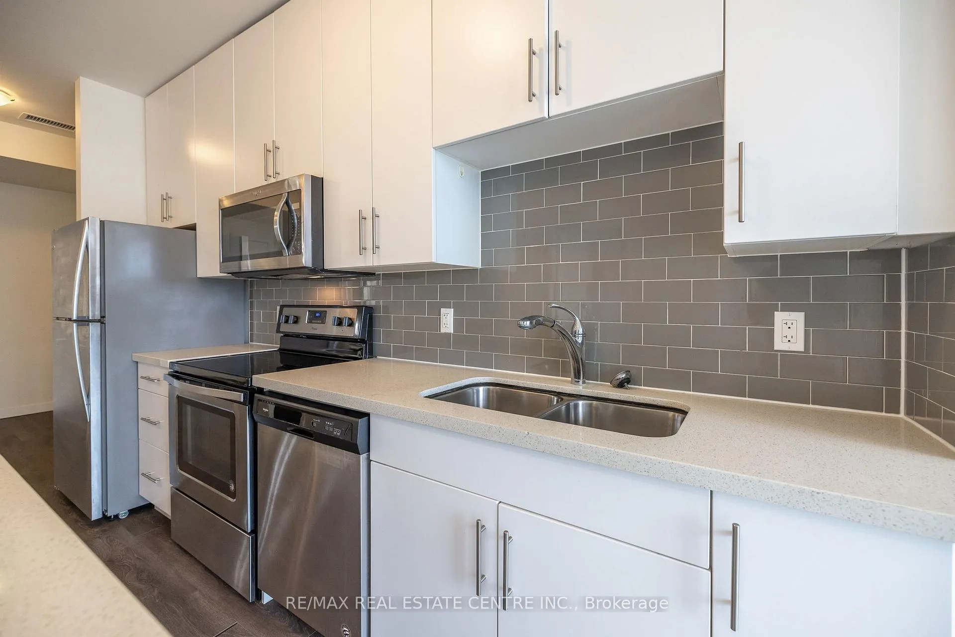 Photo 26 of Unit 412, 690 King Street W, Kitchener, KW Hospital — HOMEH