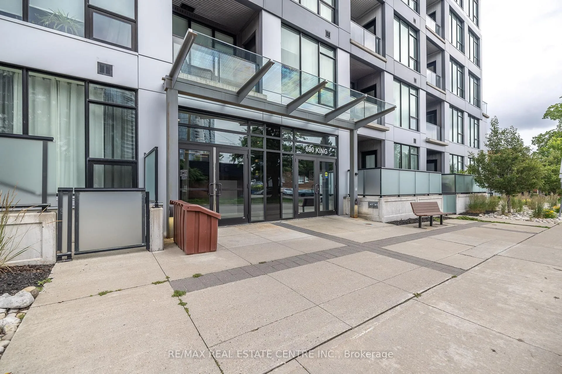 Photo 35 of Unit 412, 690 King Street W, Kitchener, KW Hospital — HOMEH