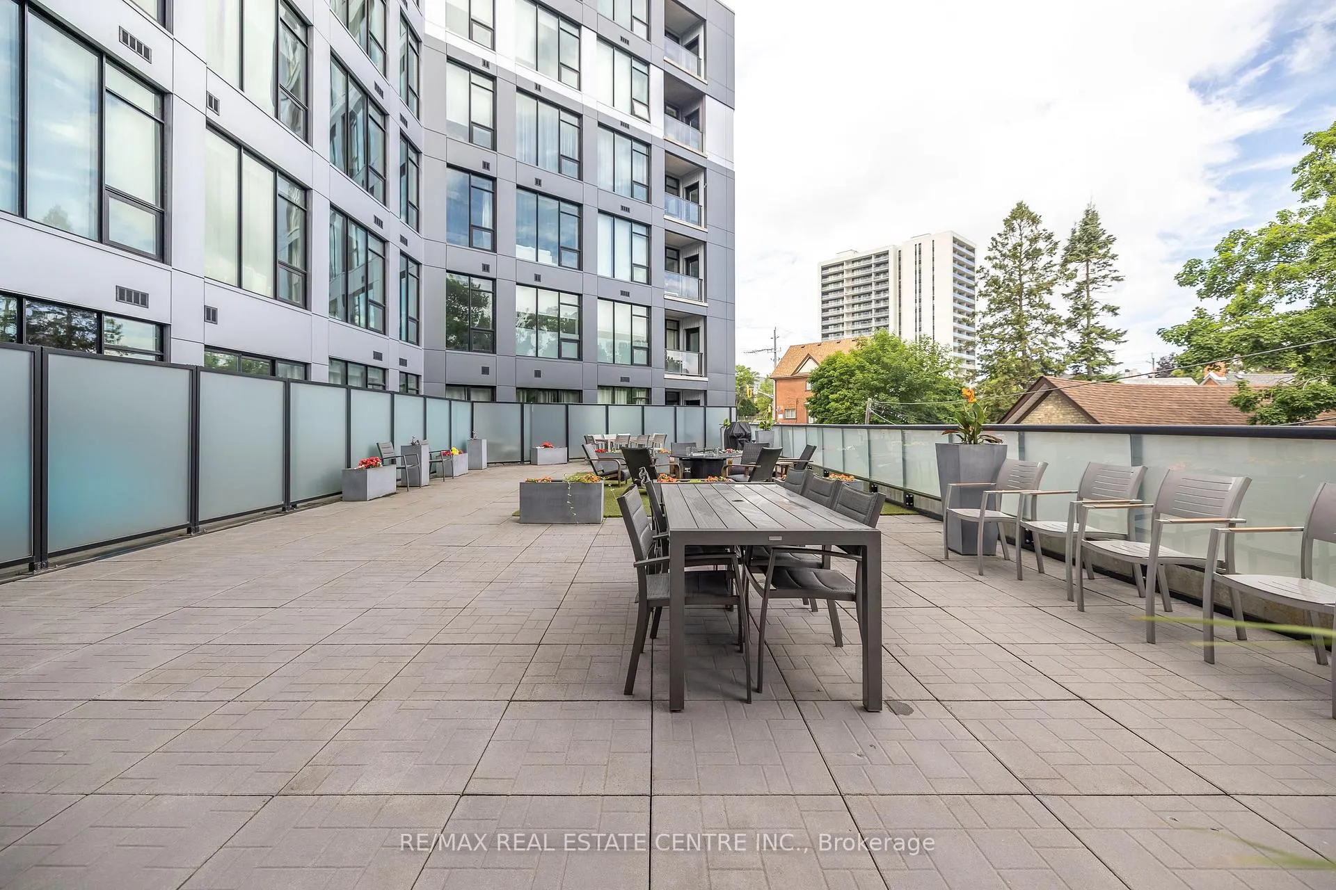 Photo 47 of Unit 412, 690 King Street W, Kitchener, KW Hospital — HOMEH