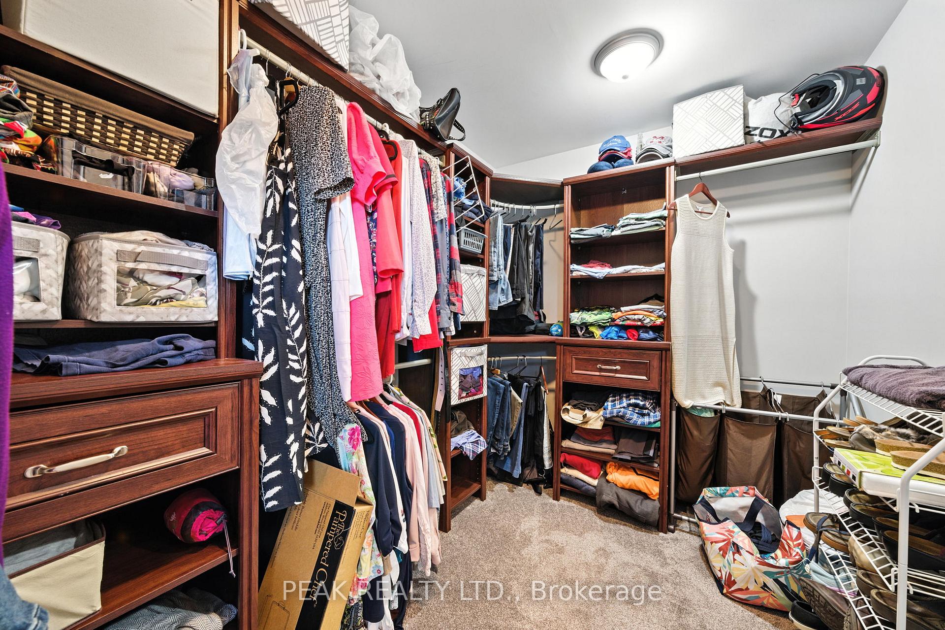 Photo 26 of 28 Macpherson Drive, Brant, Paris — HOMEH