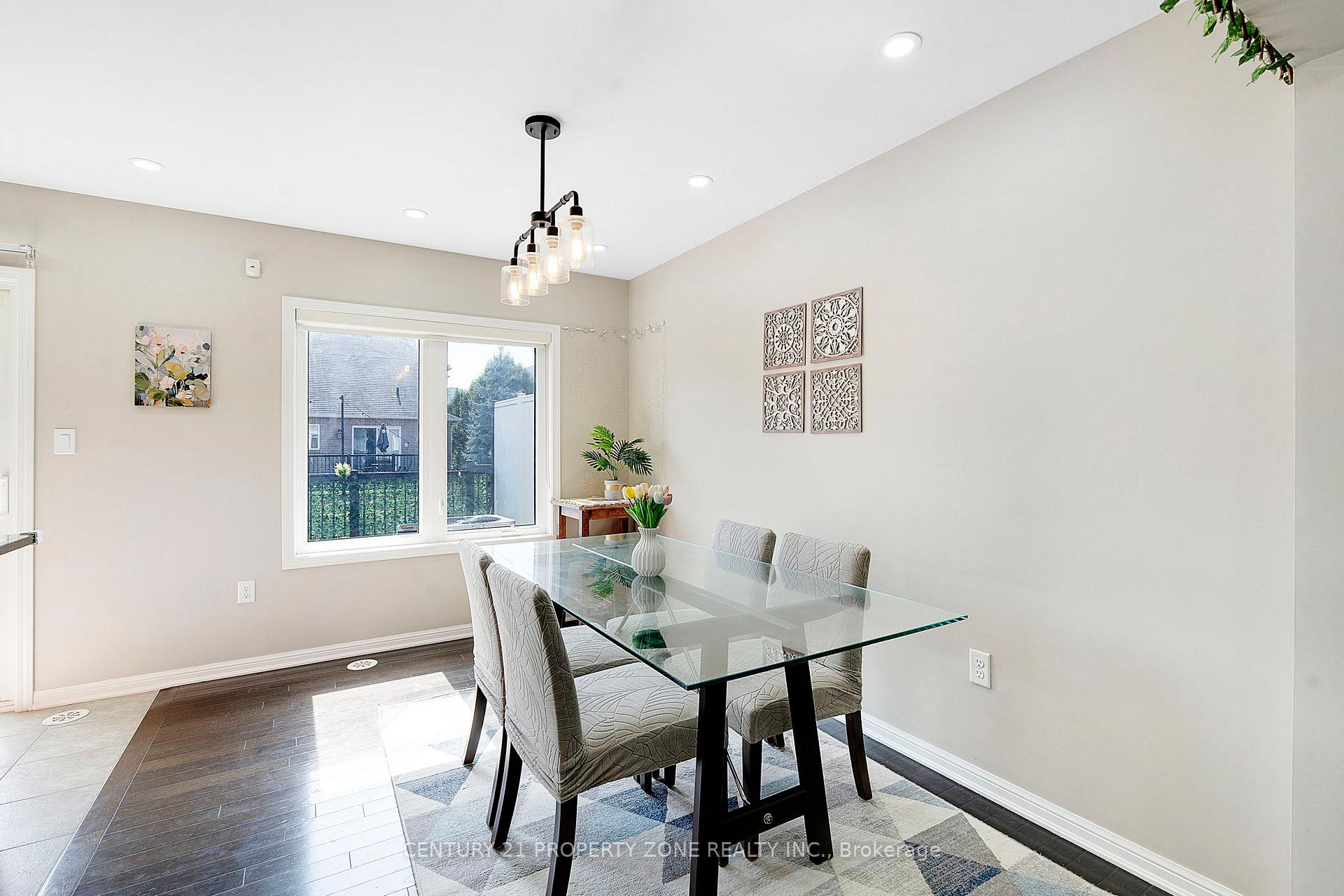 Photo 10 of 13 Portsdown Road, Brampton, Northwest Brampton — HOMEH