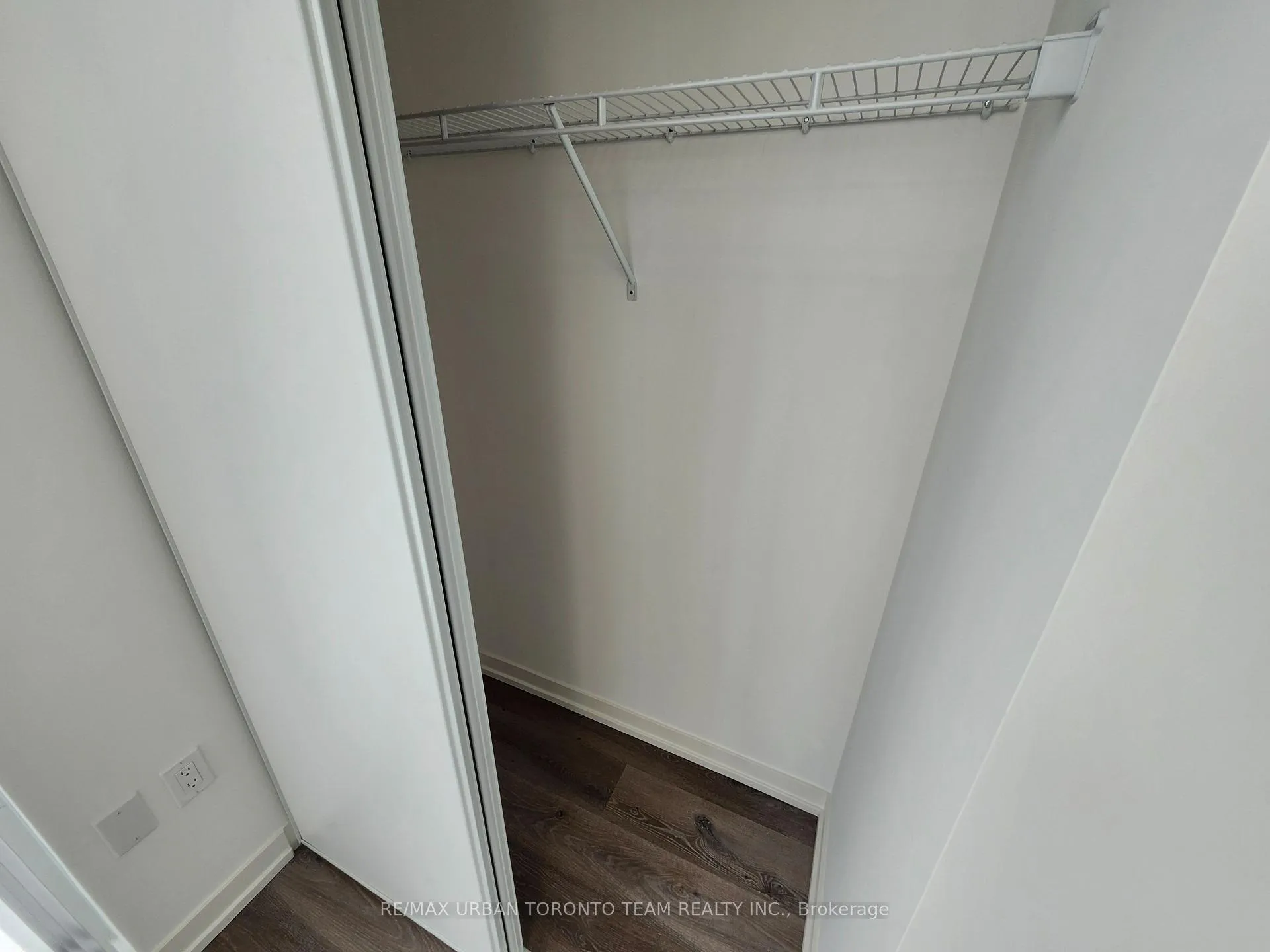 Photo 7 of Unit 705, 28 Interchange Way, Vaughan, Vaughan Corporate Centre — HOMEH