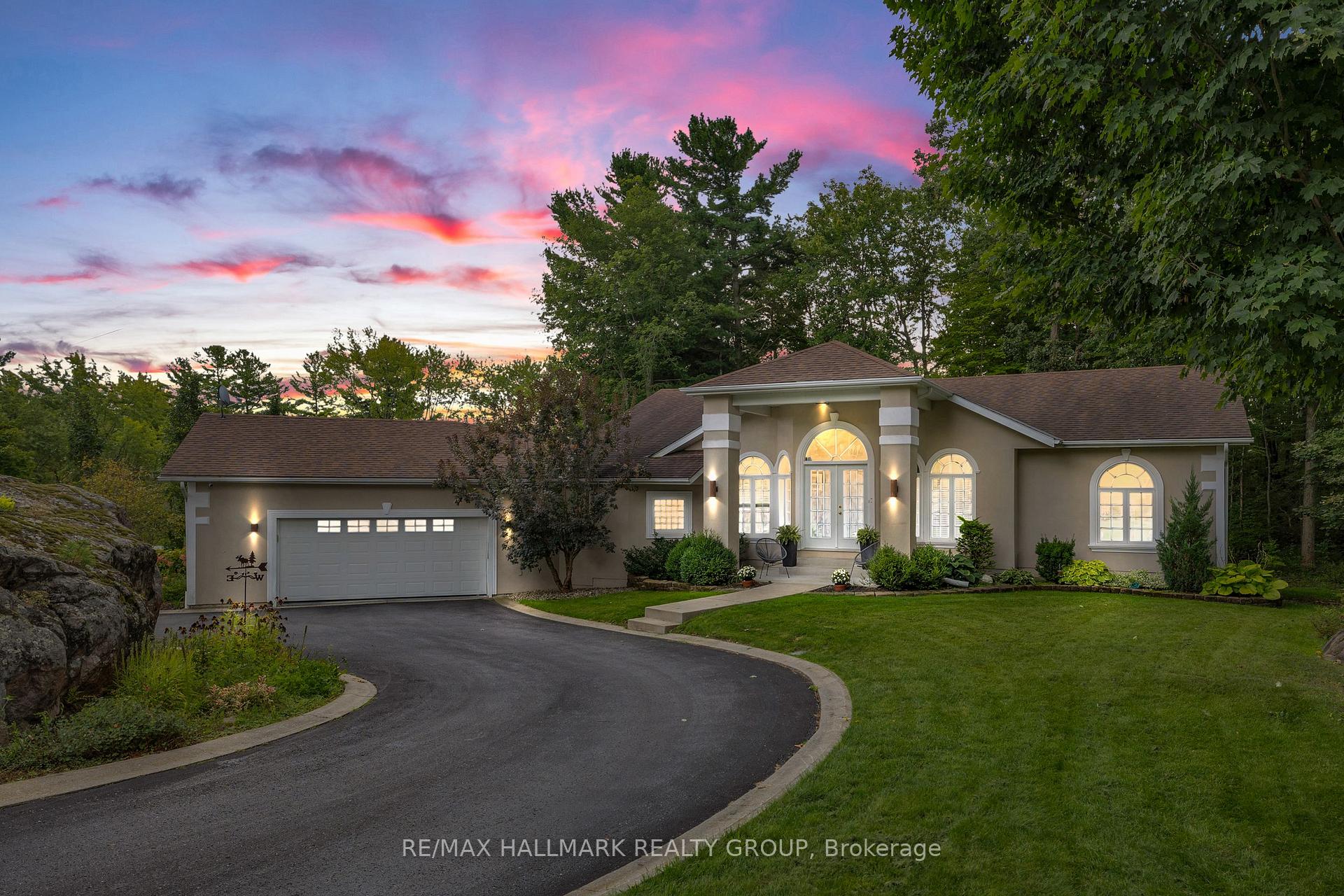 Photo 1 of 220 Garfield Street, Gananoque — HOMEH