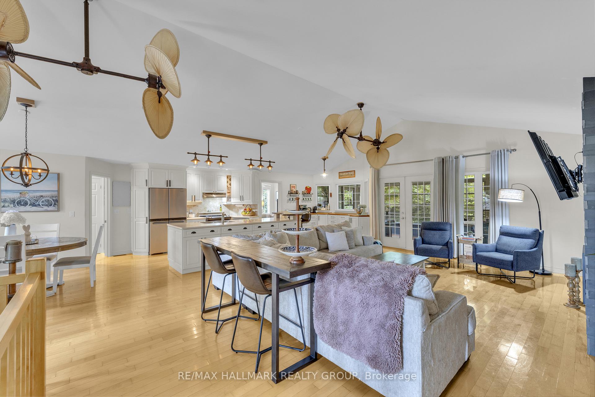 Photo 9 of 220 Garfield Street, Gananoque — HOMEH