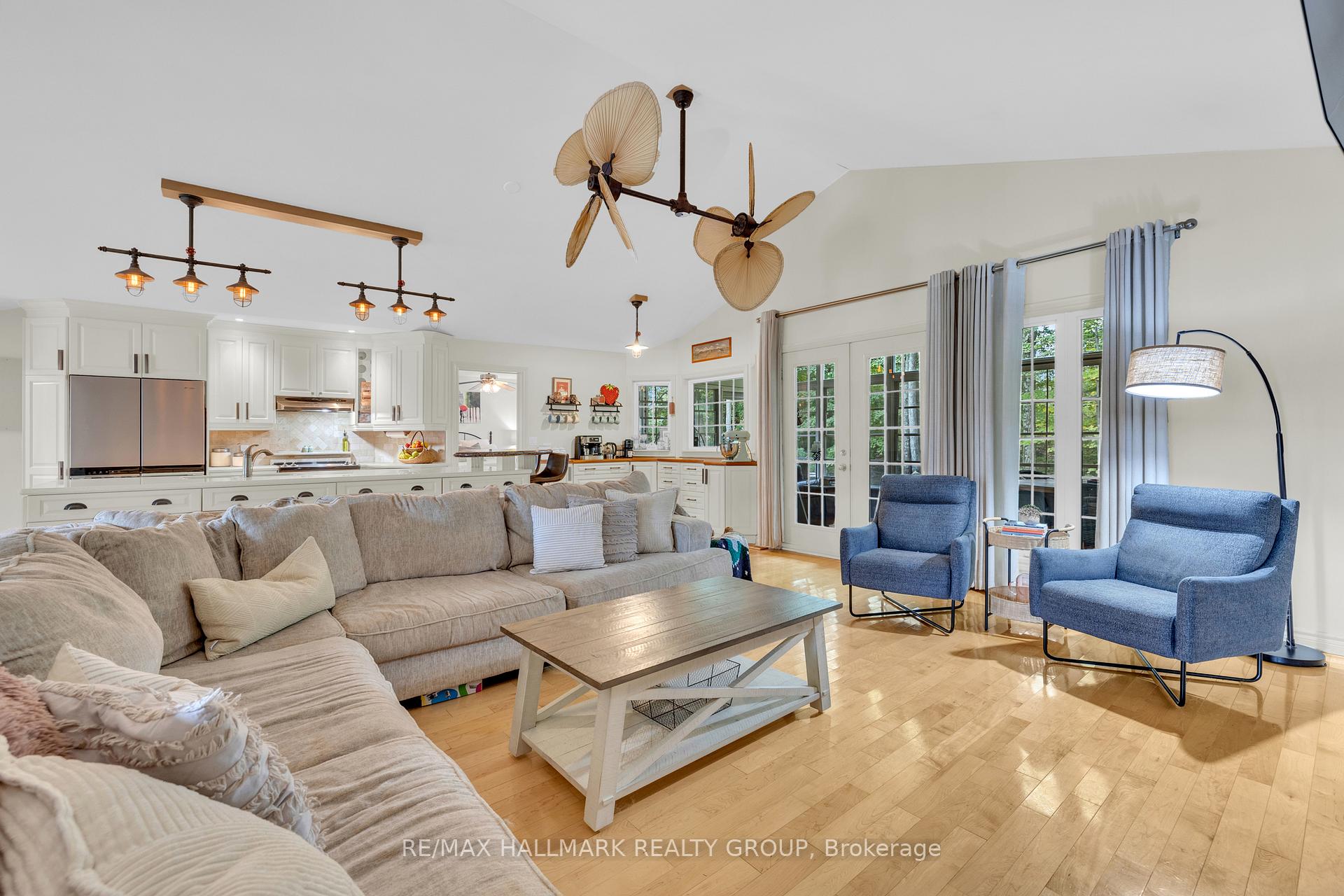 Photo 11 of 220 Garfield Street, Gananoque — HOMEH