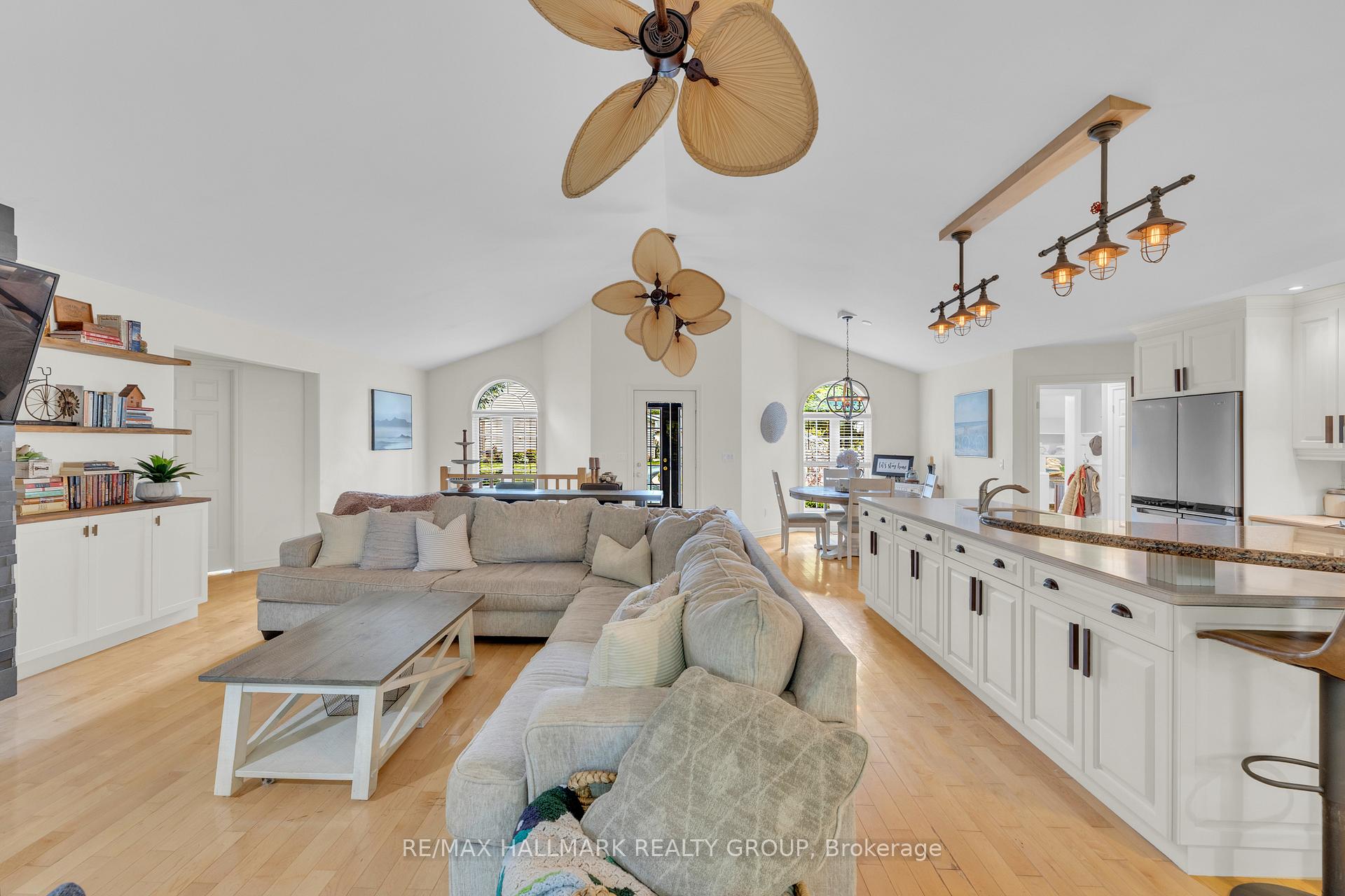 Photo 17 of 220 Garfield Street, Gananoque — HOMEH