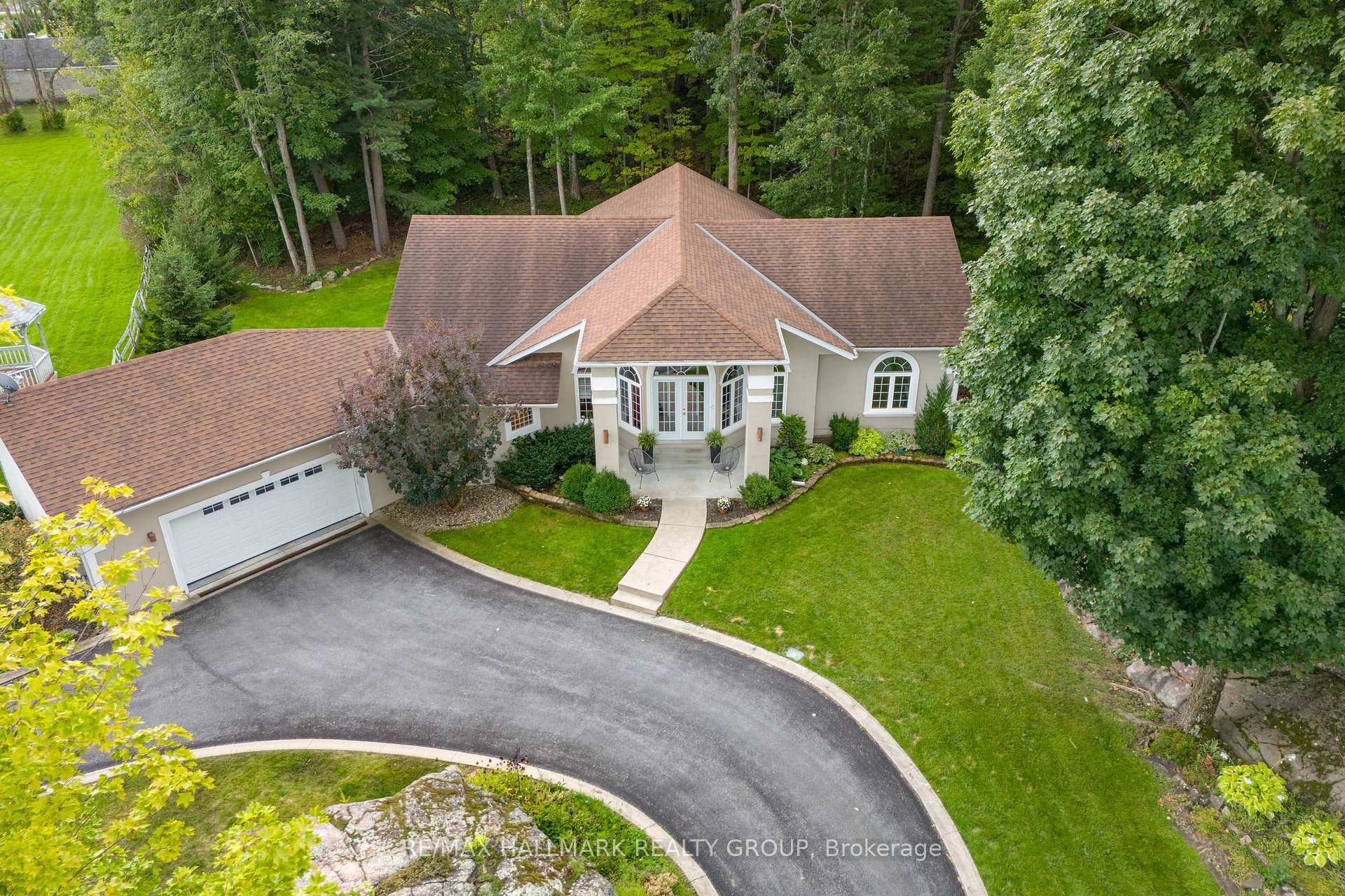 Photo 35 of 220 Garfield Street, Gananoque — HOMEH