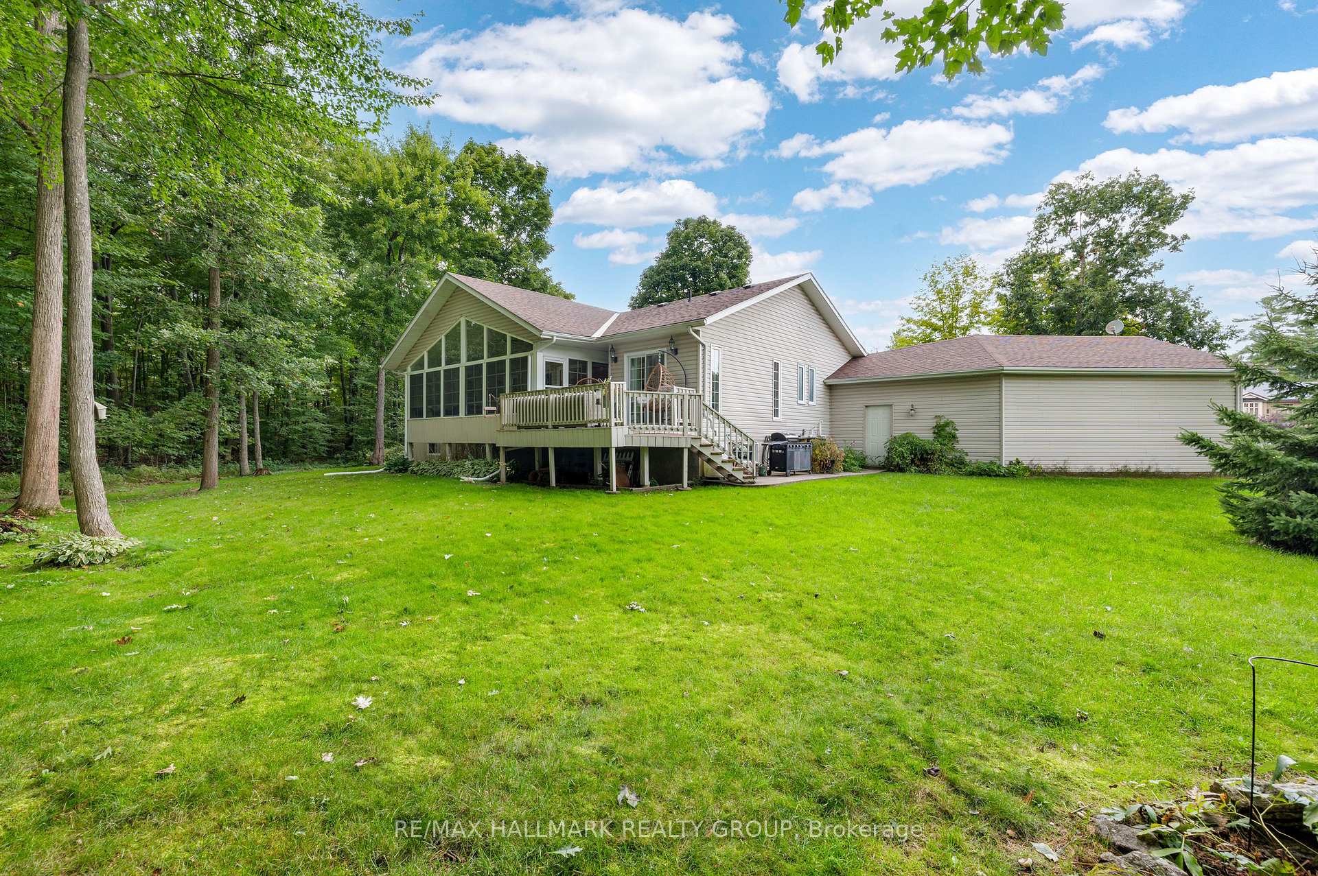 Photo 36 of 220 Garfield Street, Gananoque — HOMEH